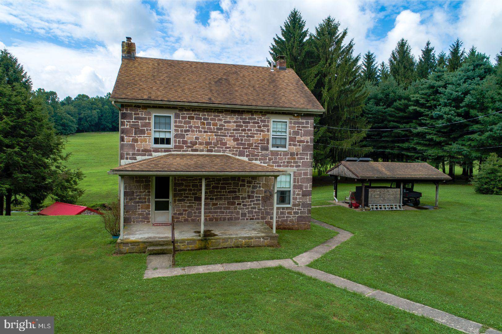 Mohnton, PA 19540,60 LAUB LN