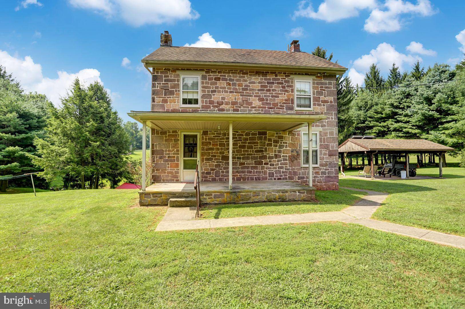 Mohnton, PA 19540,60 LAUB LN