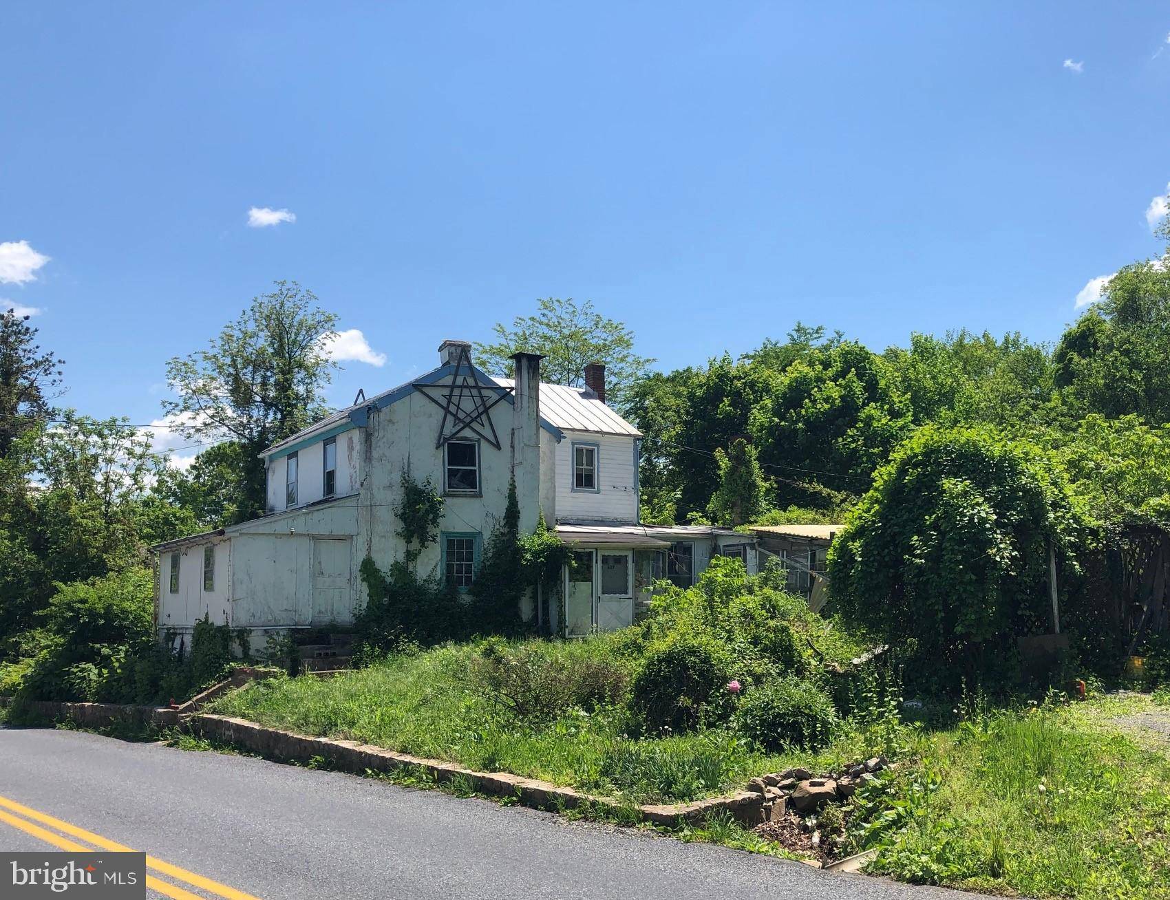 Boyertown, PA 19512,627 POWDER MILL HOLLOW RD