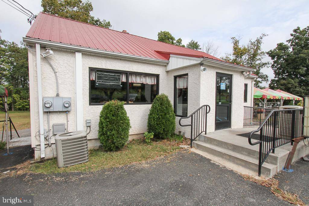 Bechtelsville, PA 19505,1171 ROUTE 100