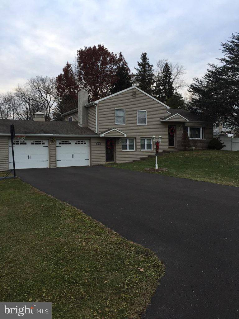 Southampton, PA 18966,160 CLOVER CIR