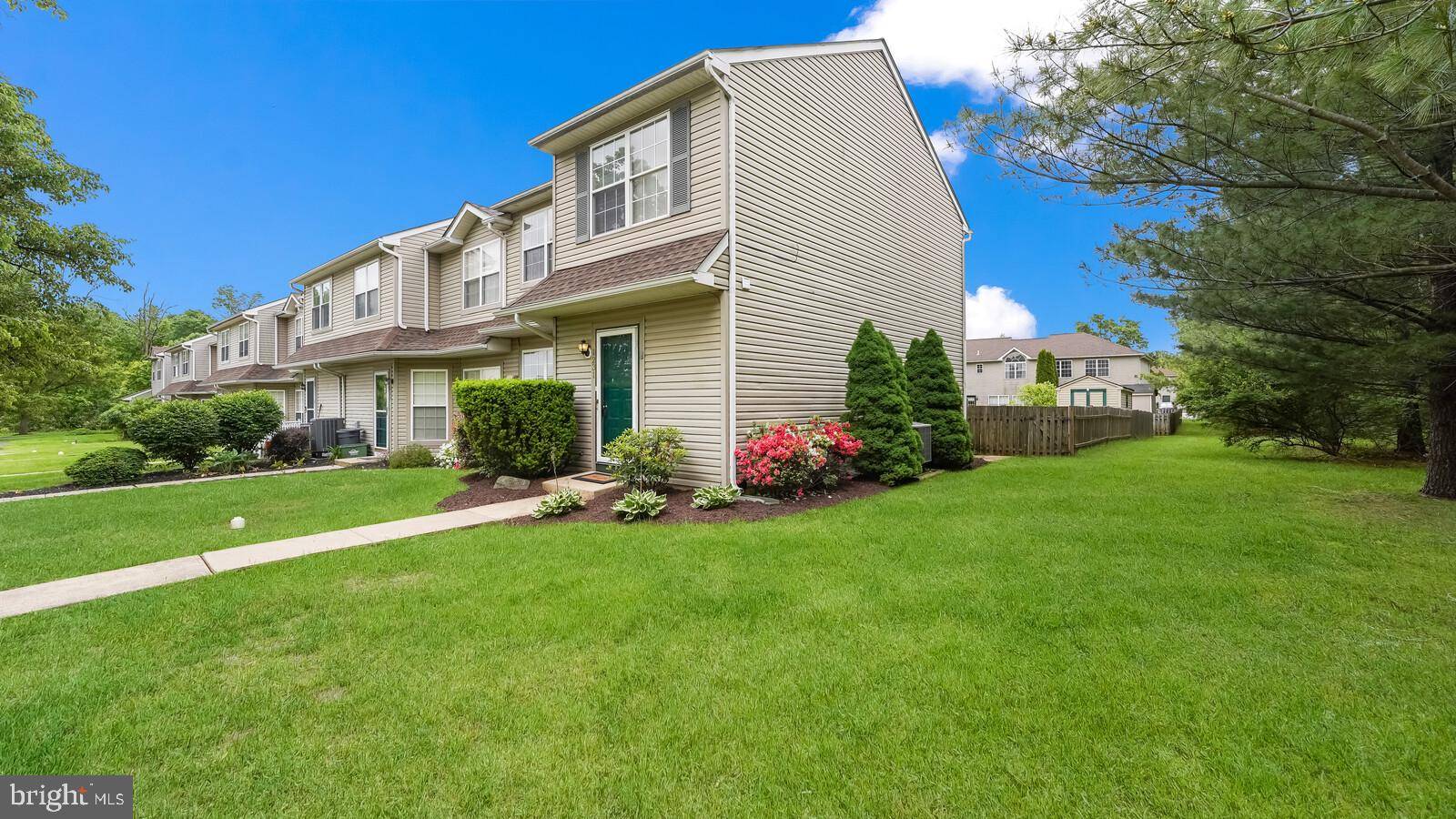 Quakertown, PA 18951,1231 GARDEN CT