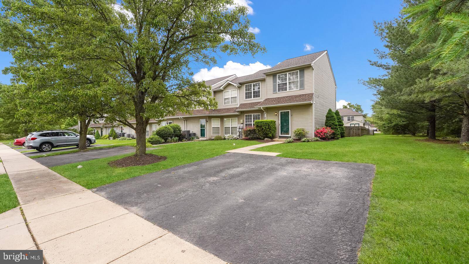 Quakertown, PA 18951,1231 GARDEN CT