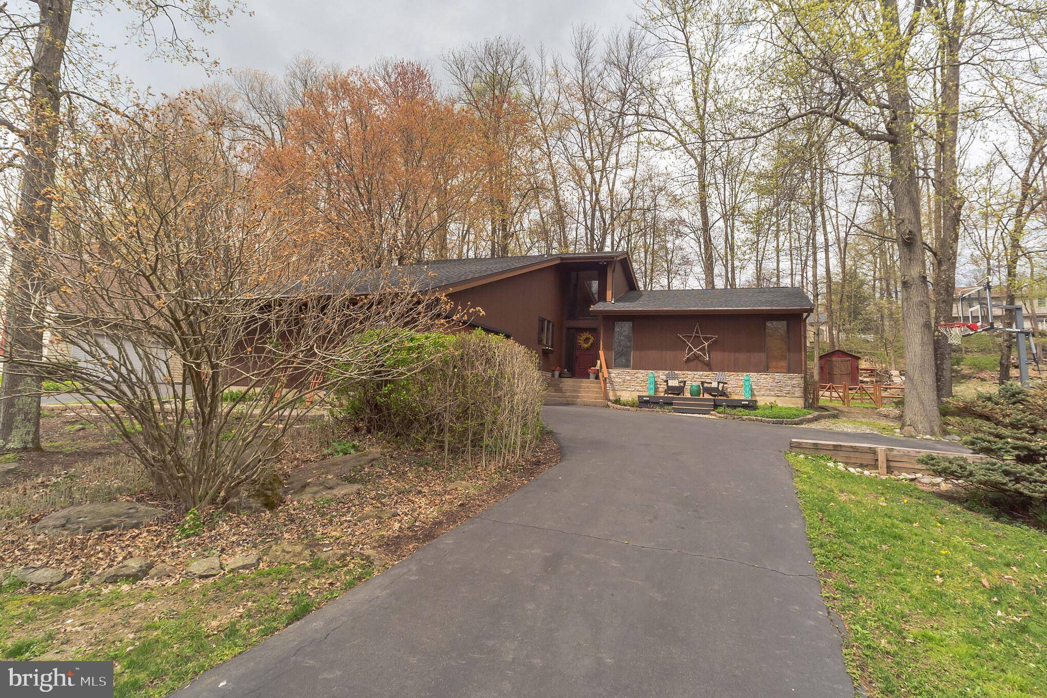 Sellersville, PA 18960,8 BOULDER DR