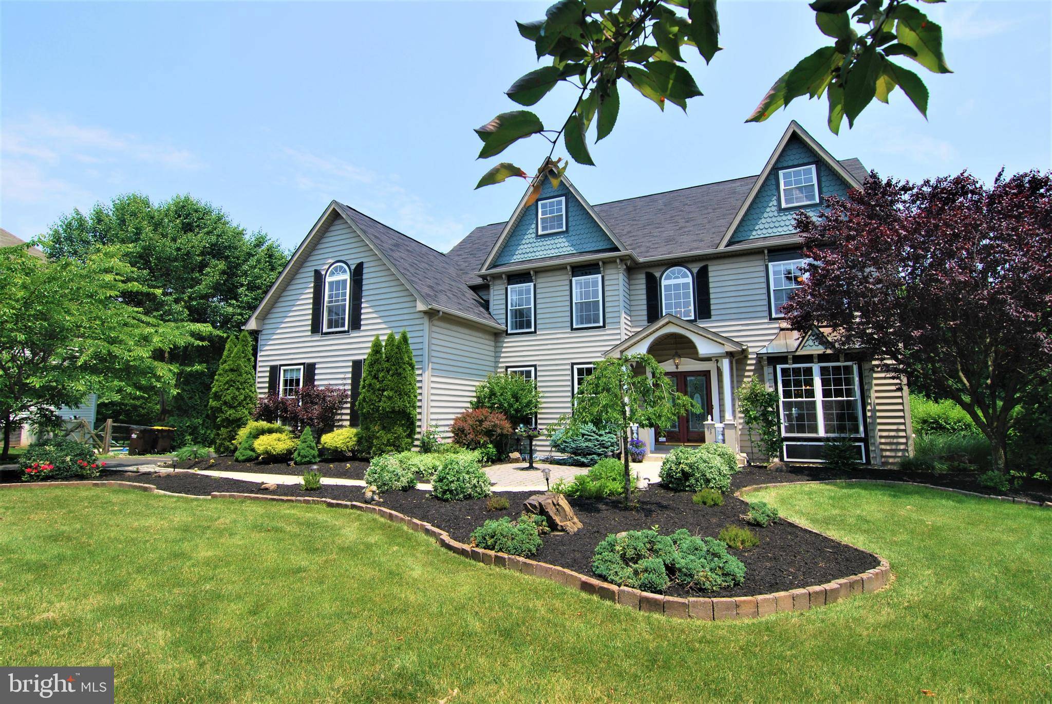 Doylestown, PA 18901,42 CEDAR CREST CT