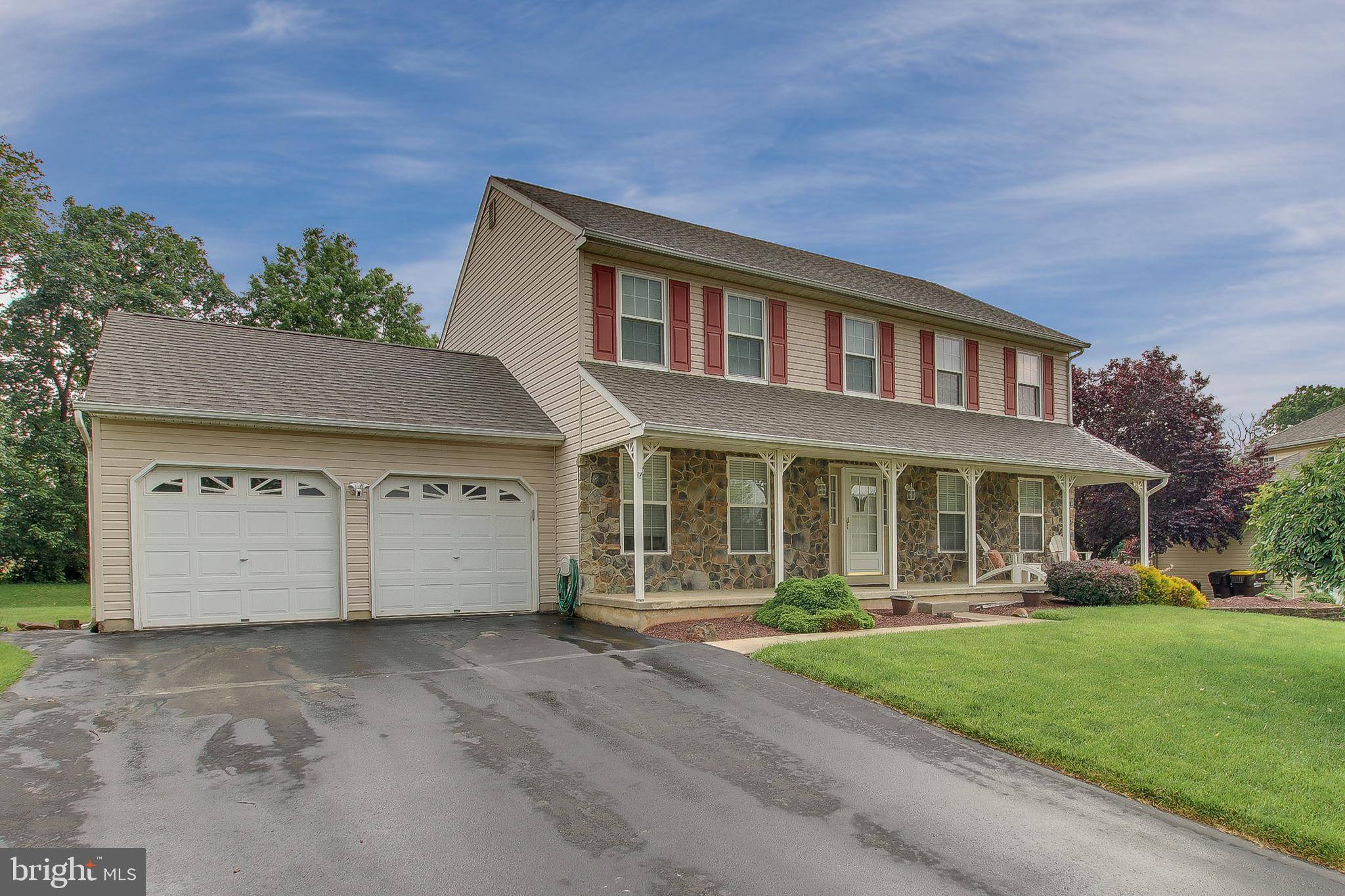 Chalfont, PA 18914,122 KINGS CT