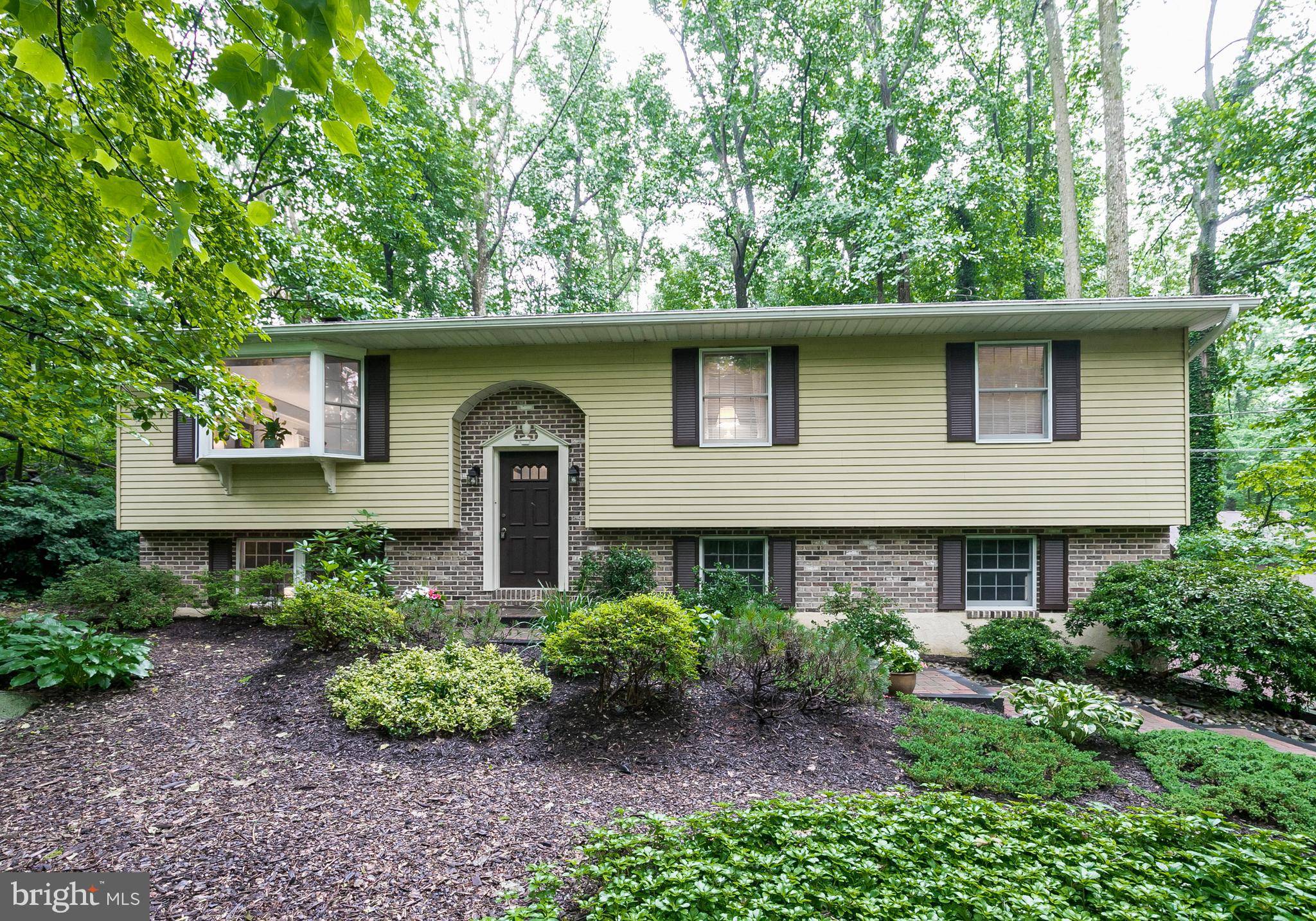 East Greenville, PA 18041,2106 BERRY LN