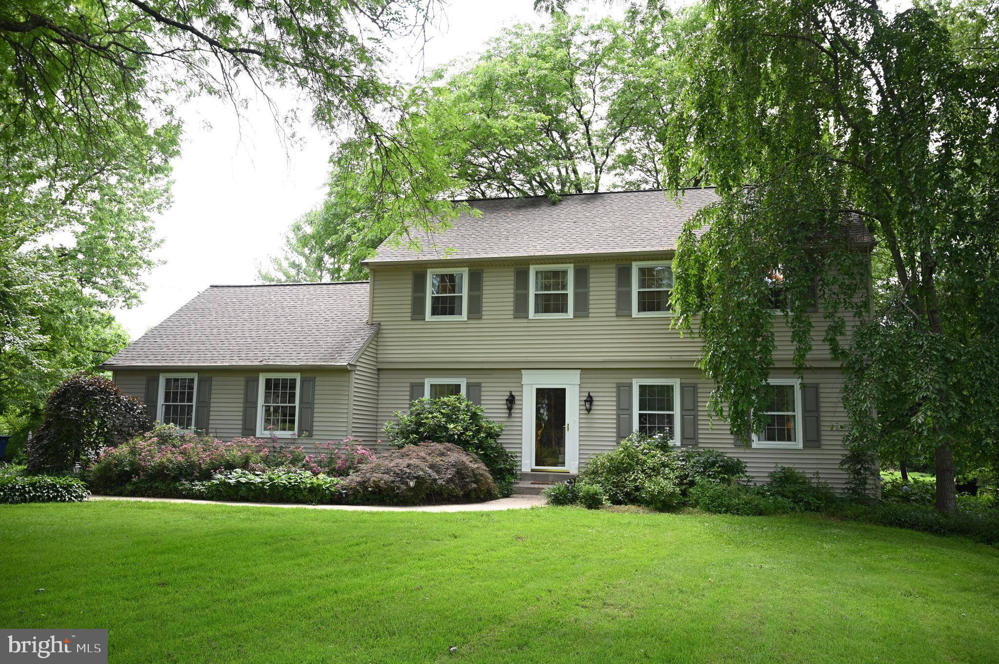 Doylestown, PA 18901,27 PINE CIR