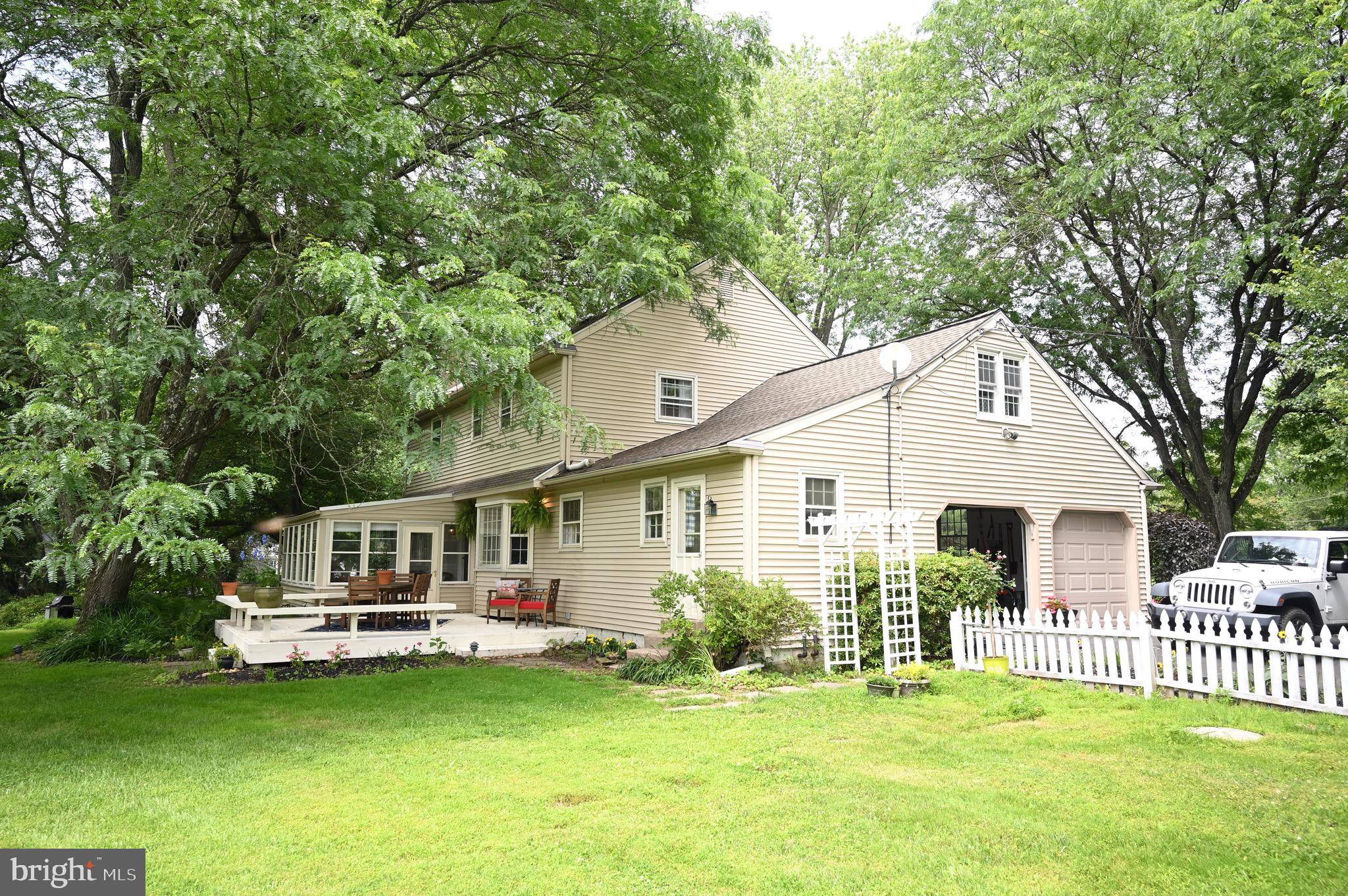 Doylestown, PA 18901,27 PINE CIR