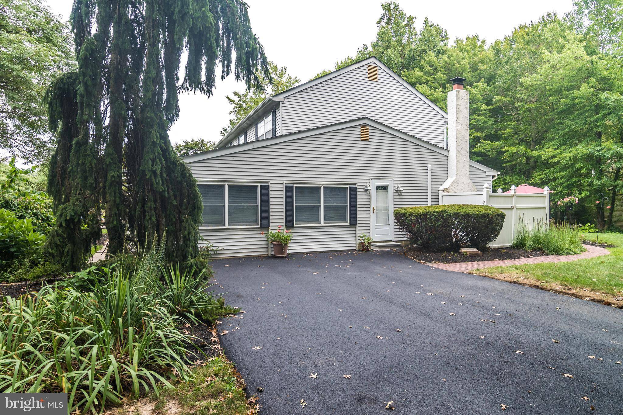 Yardley, PA 19067,210 ACORN DR