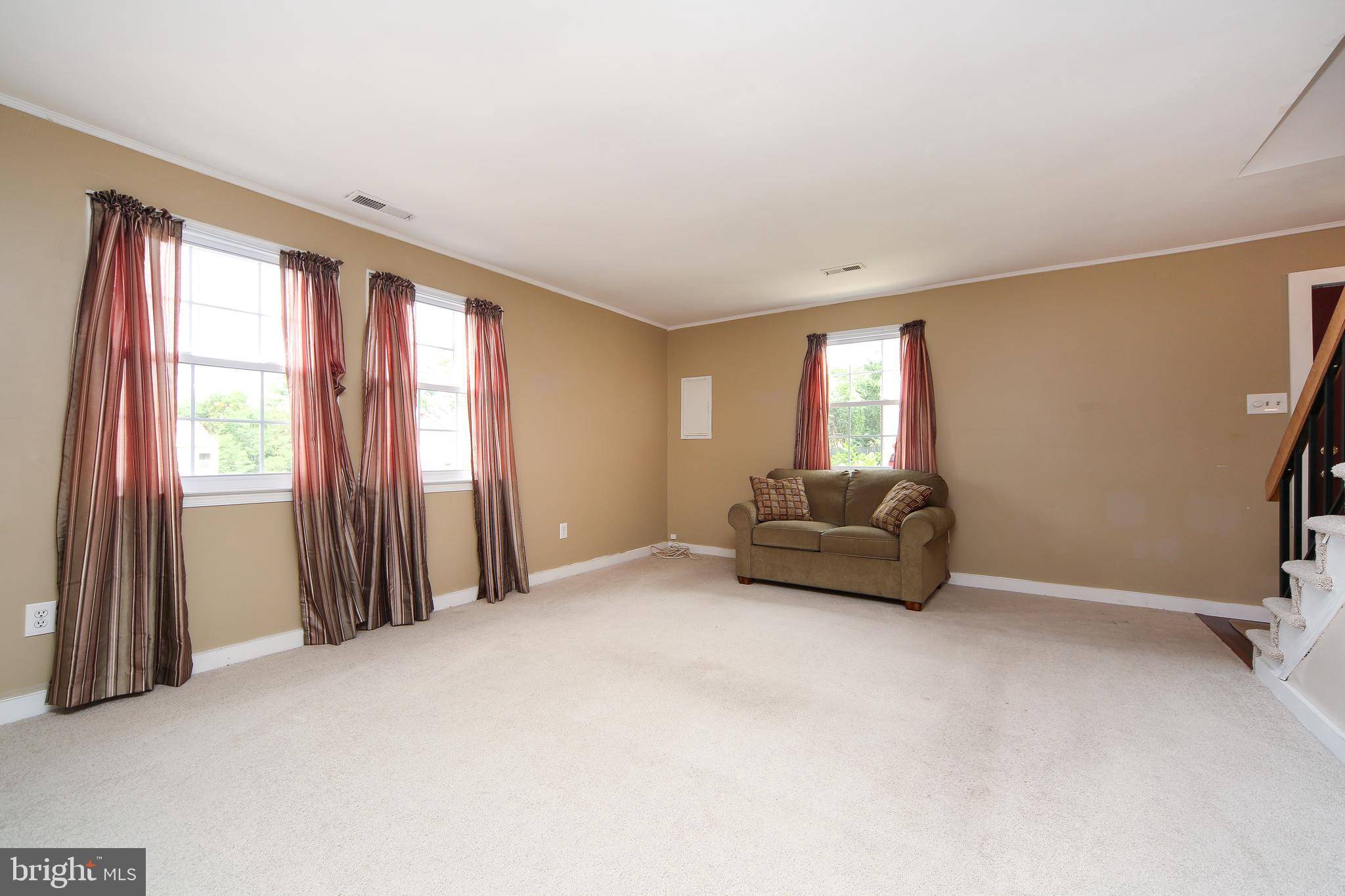 Doylestown, PA 18902,4613 SANDS WAY