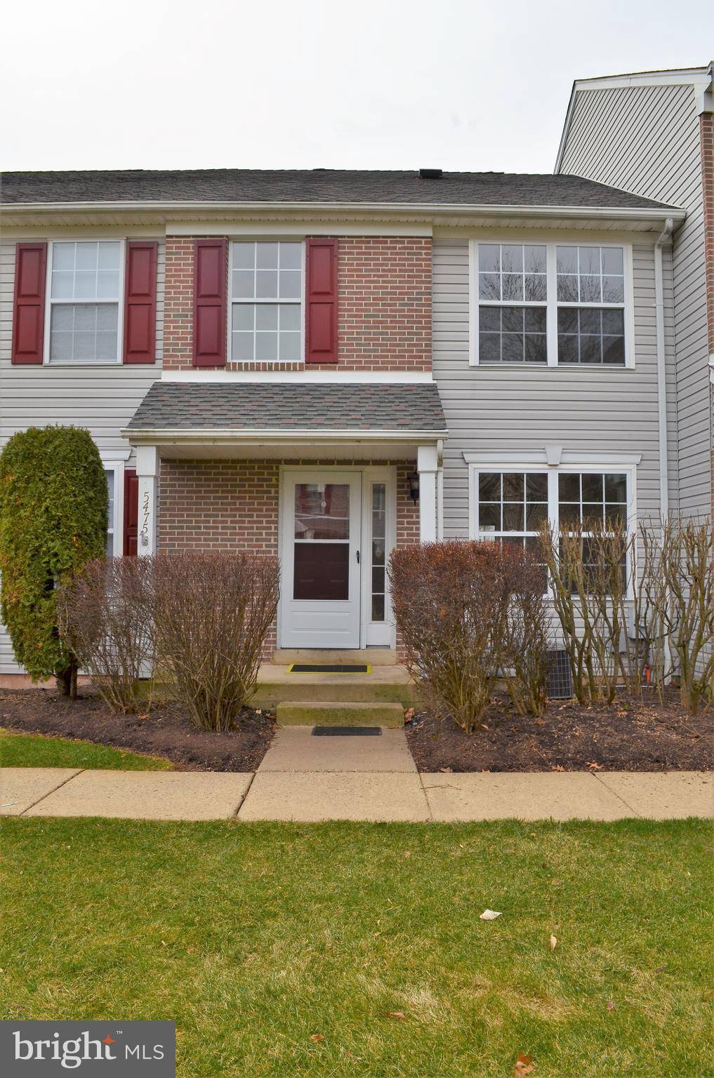 Doylestown, PA 18902,5475 RINKER CIR #302