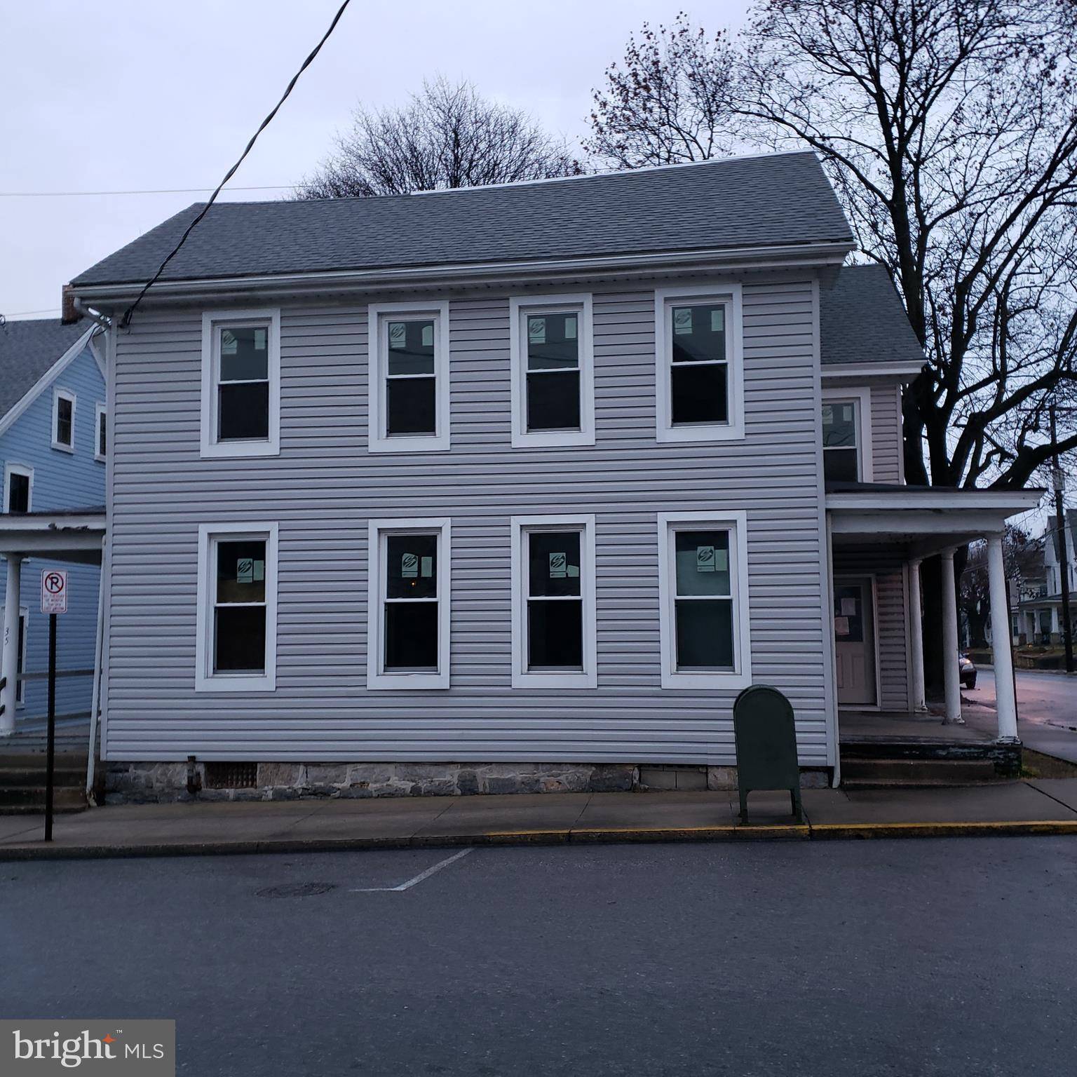 Shippensburg, PA 17257,301 E ORANGE ST