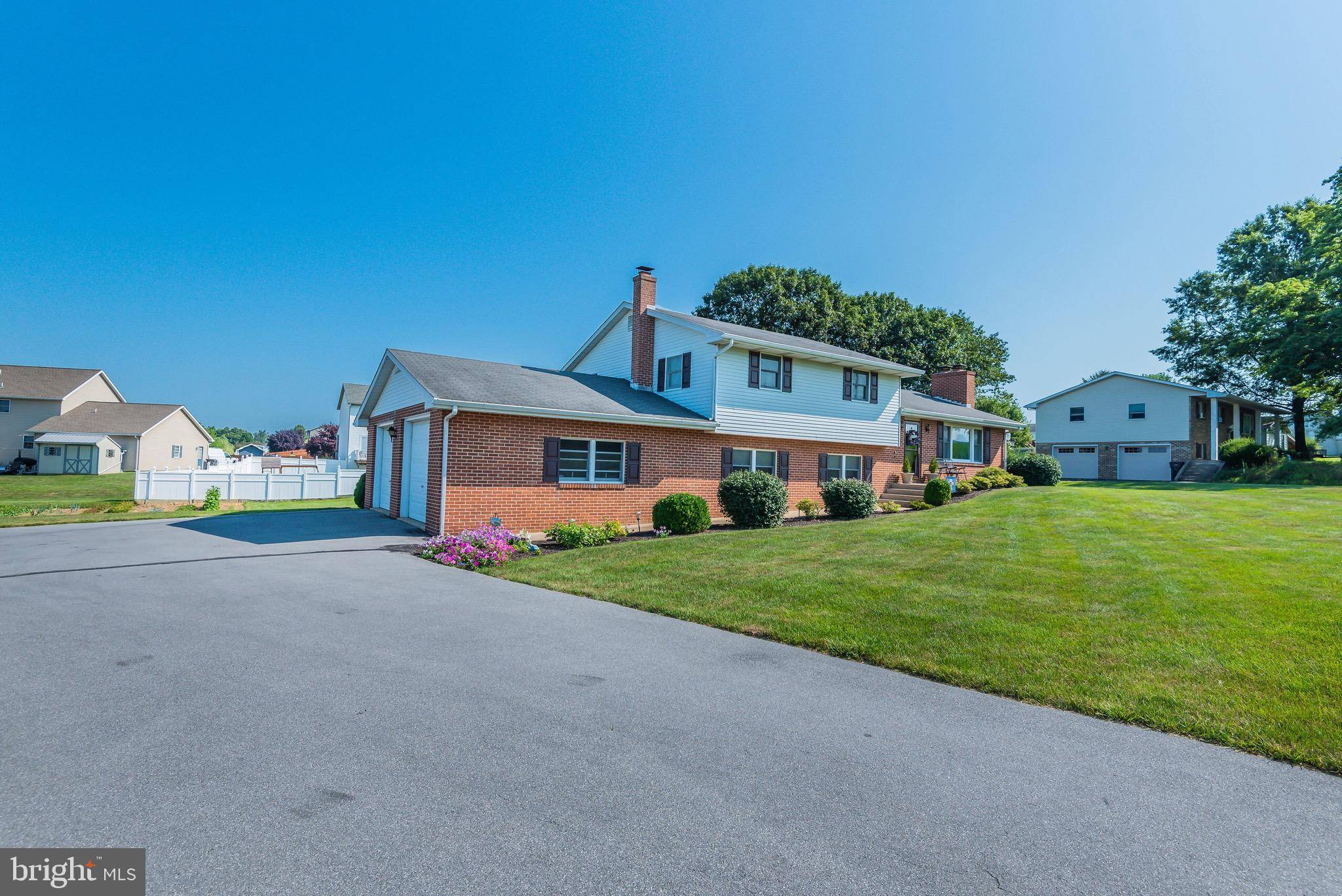 Shippensburg, PA 17257,167 CLEVERSBURG RD