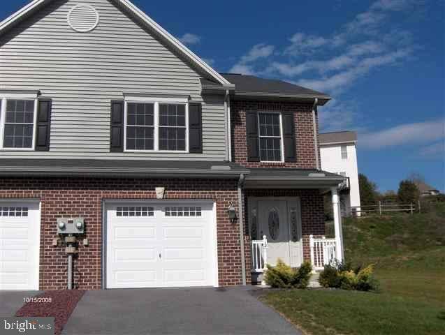 Mechanicsburg, PA 17050,12 LISMORE PL