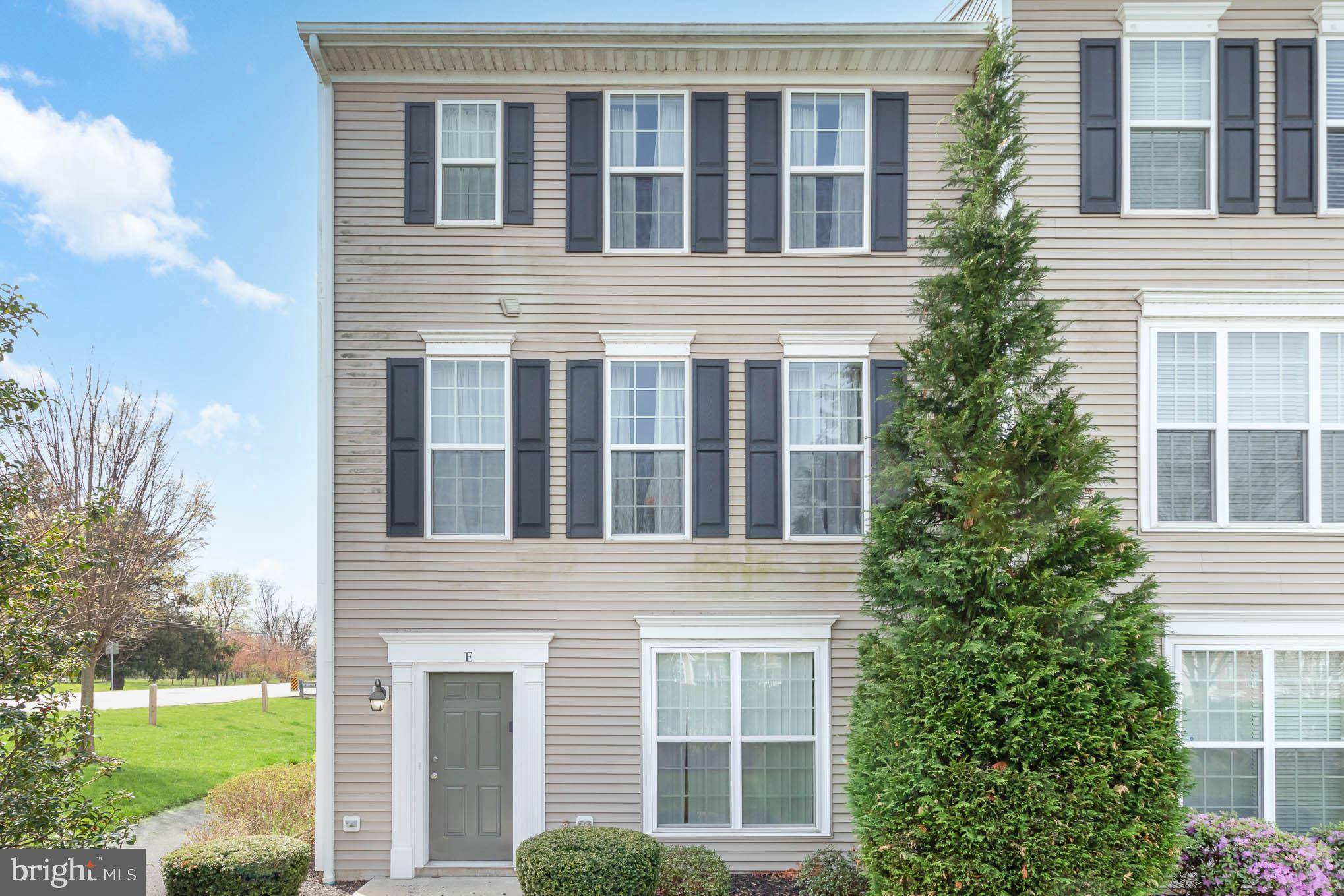 Mechanicsburg, PA 17055,3001 E MERIDIAN CMNS