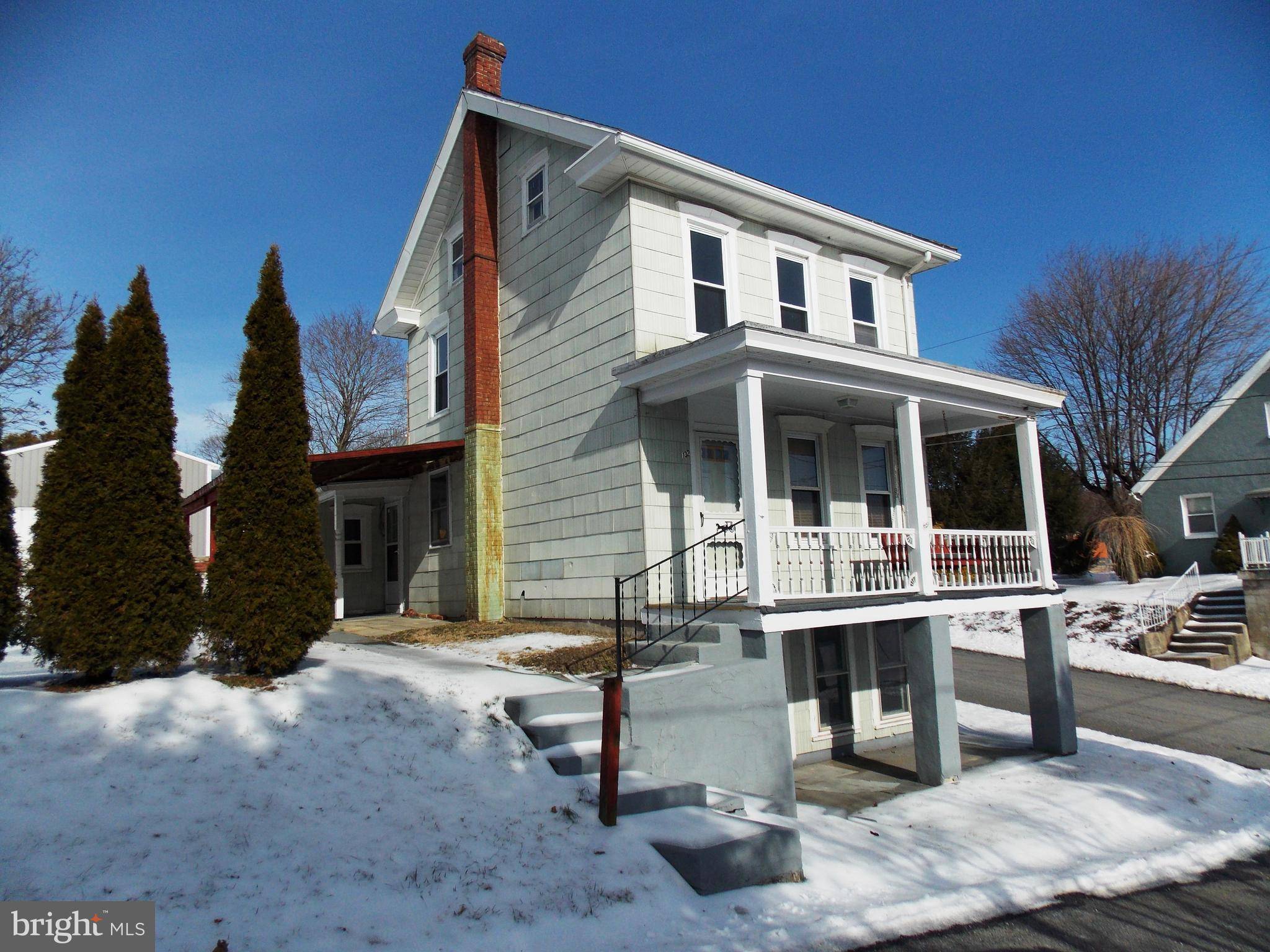 Lehighton, PA 18235,132 E 3RD ST