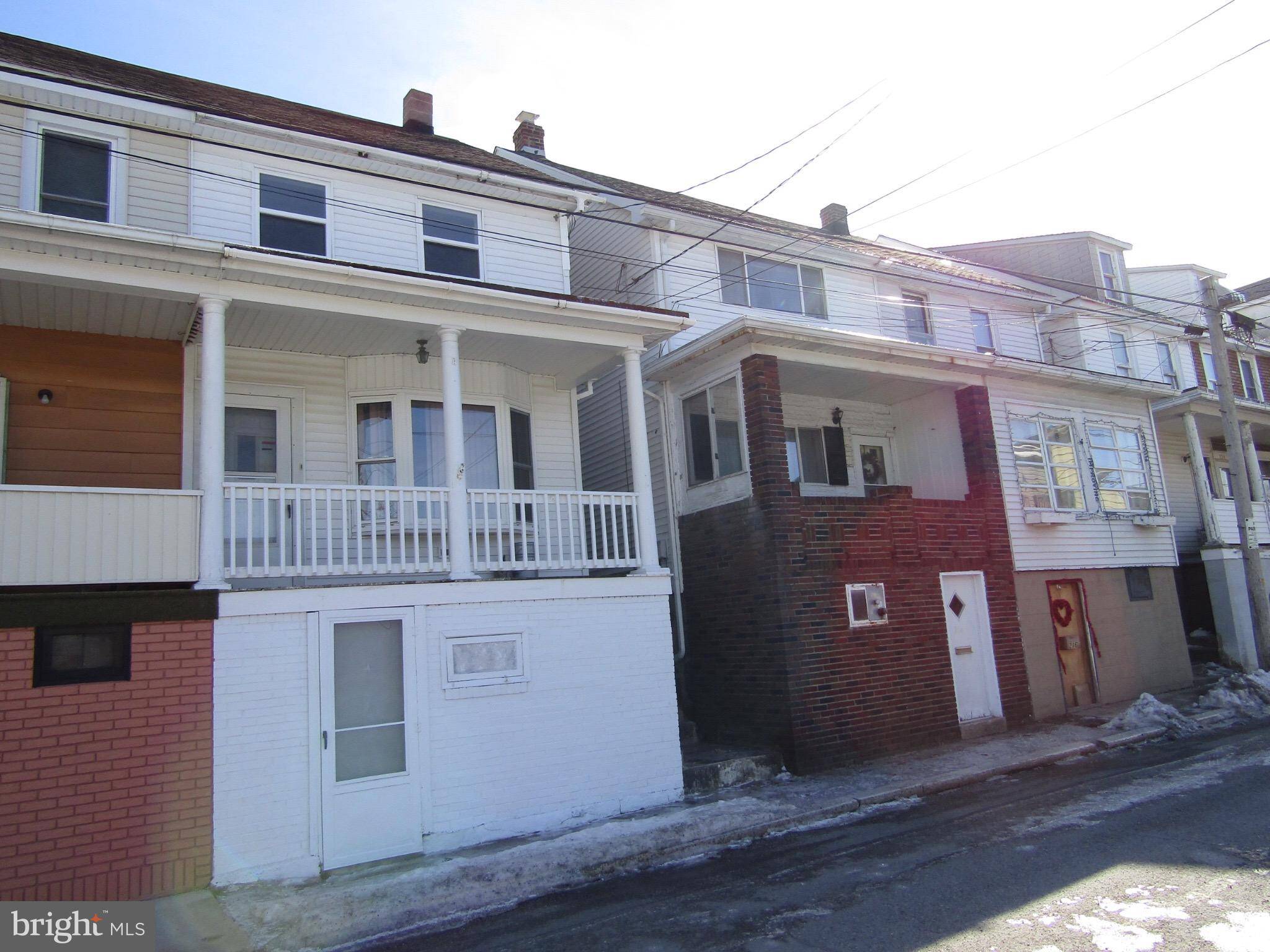 Lansford, PA 18232,212 W WATER ST