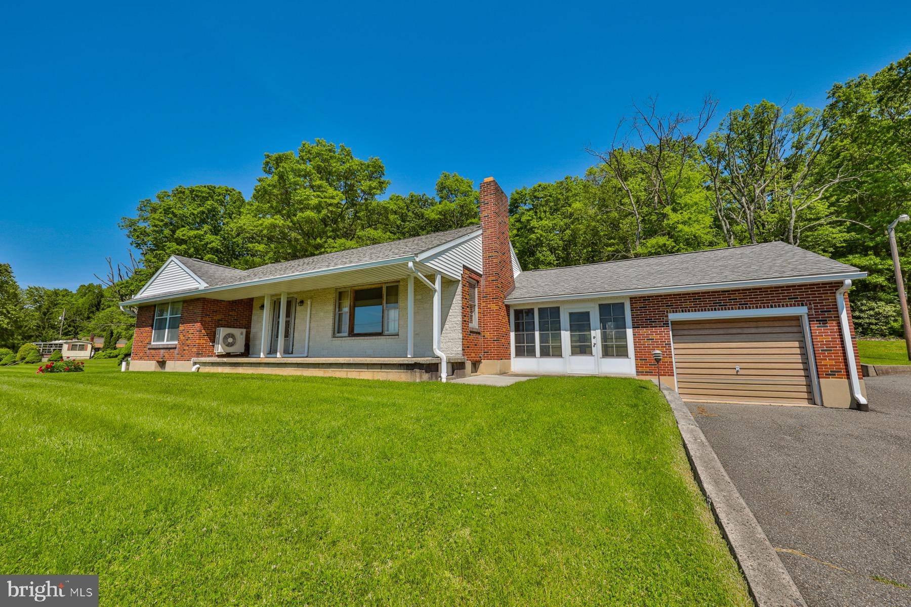 Lehighton, PA 18235,216 BEAVER RUN DR