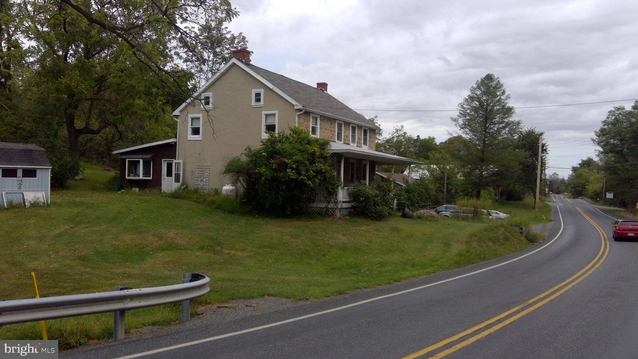 Lehighton, PA 18235,2556 W LIZARD CREEK RD