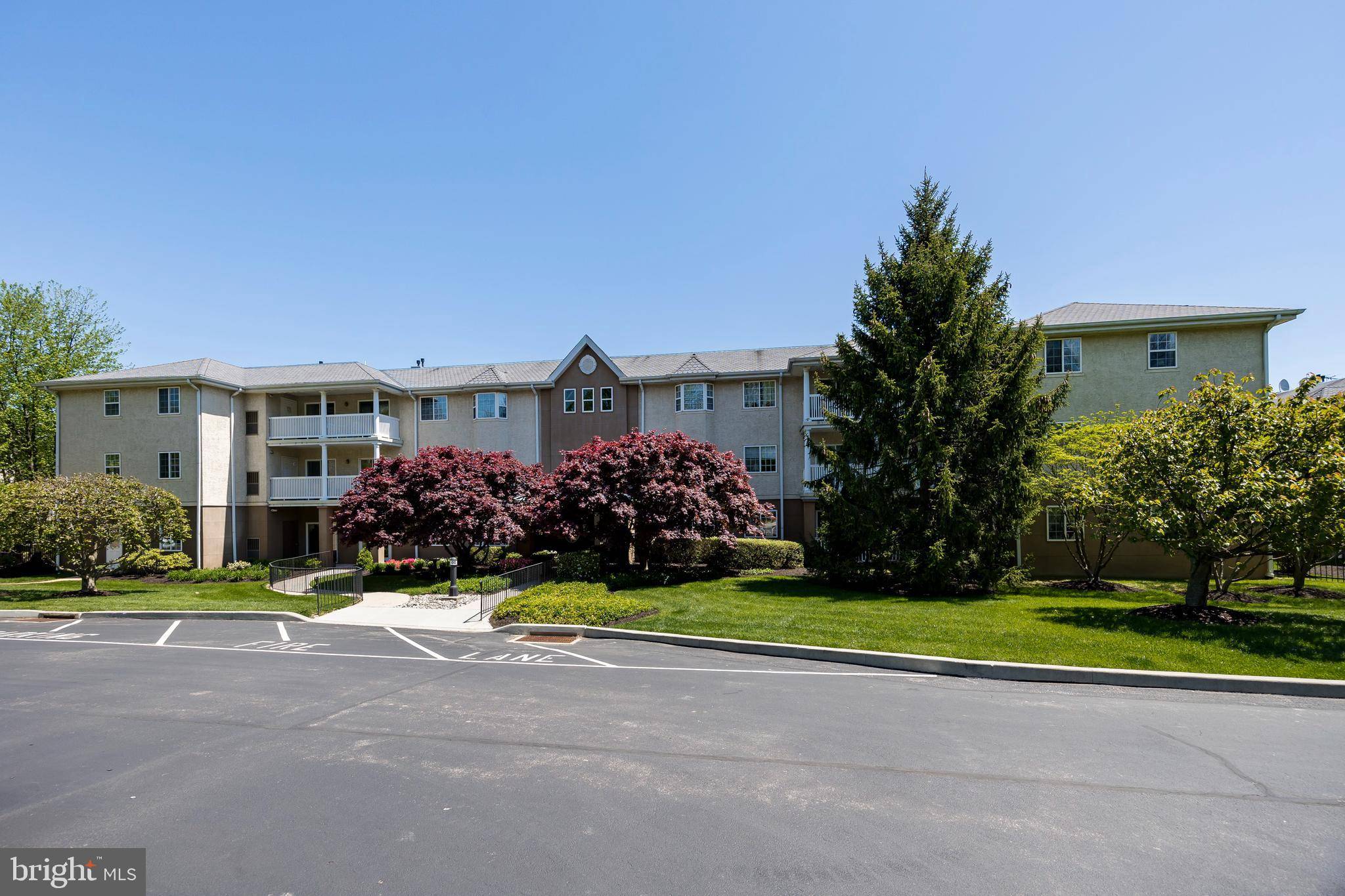 Paoli, PA 19301,112 PAOLI POINTE DR #112M