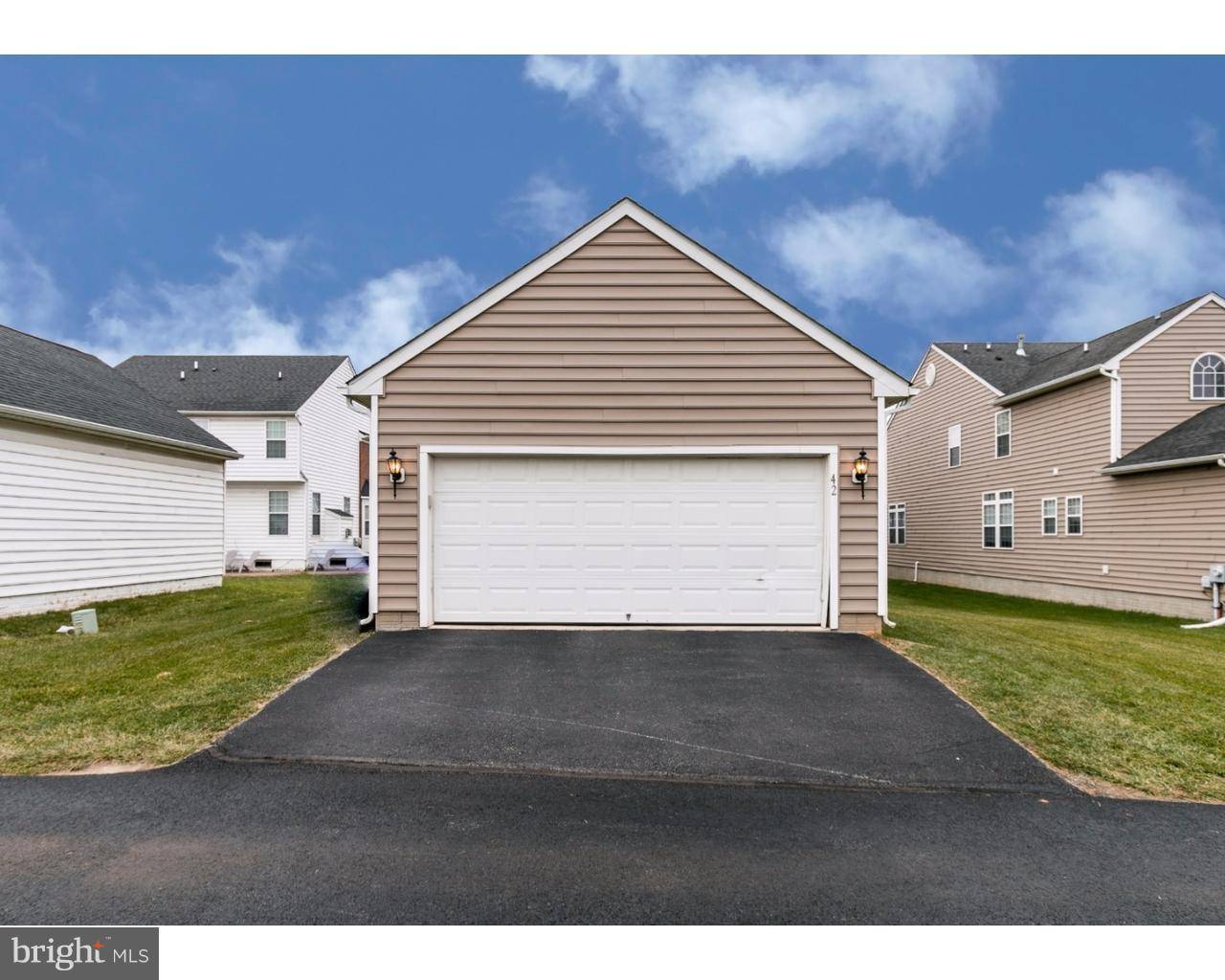 Cochranville, PA 19330,42 KESTREL LN