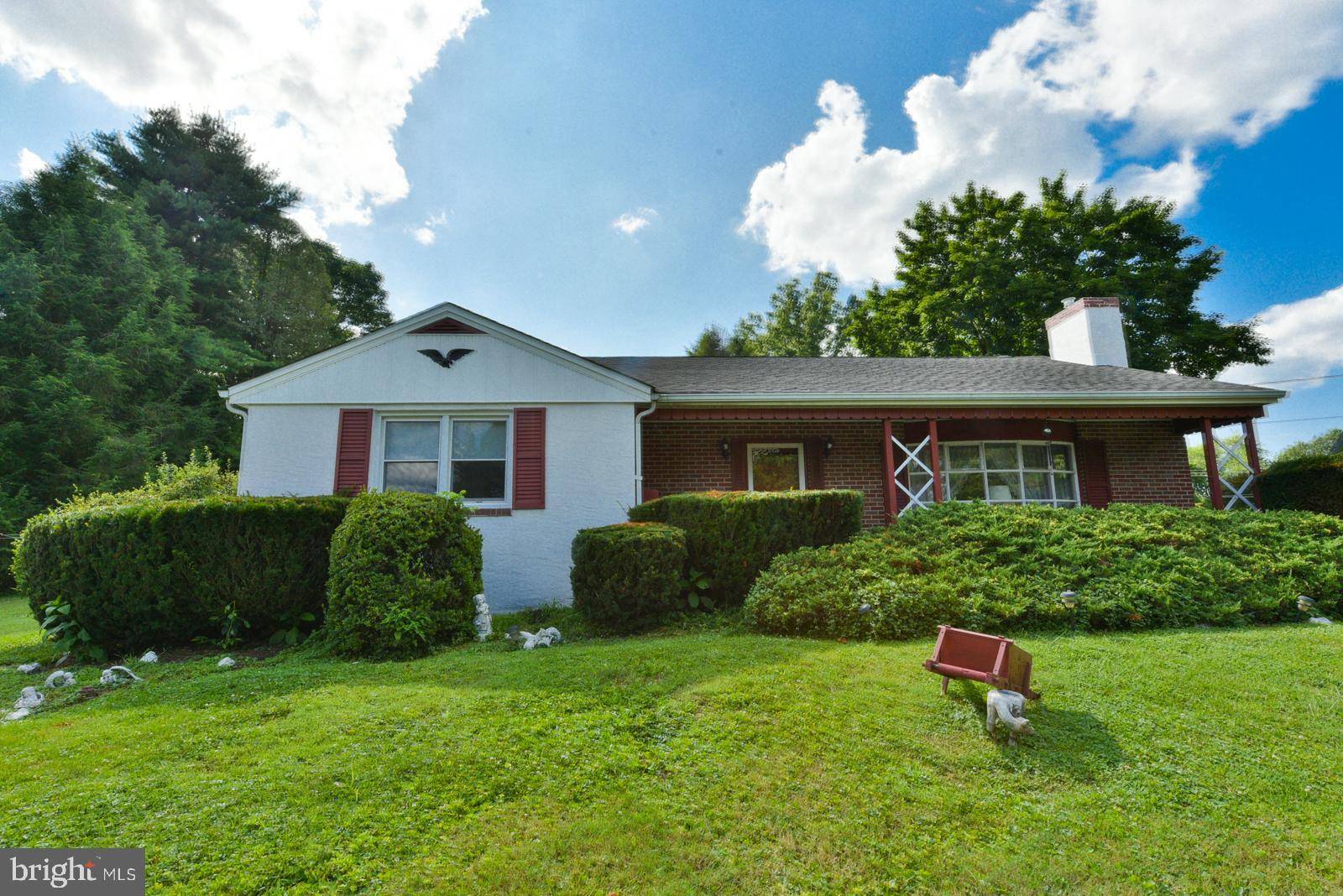 Phoenixville, PA 19460,202 KIMBER DR