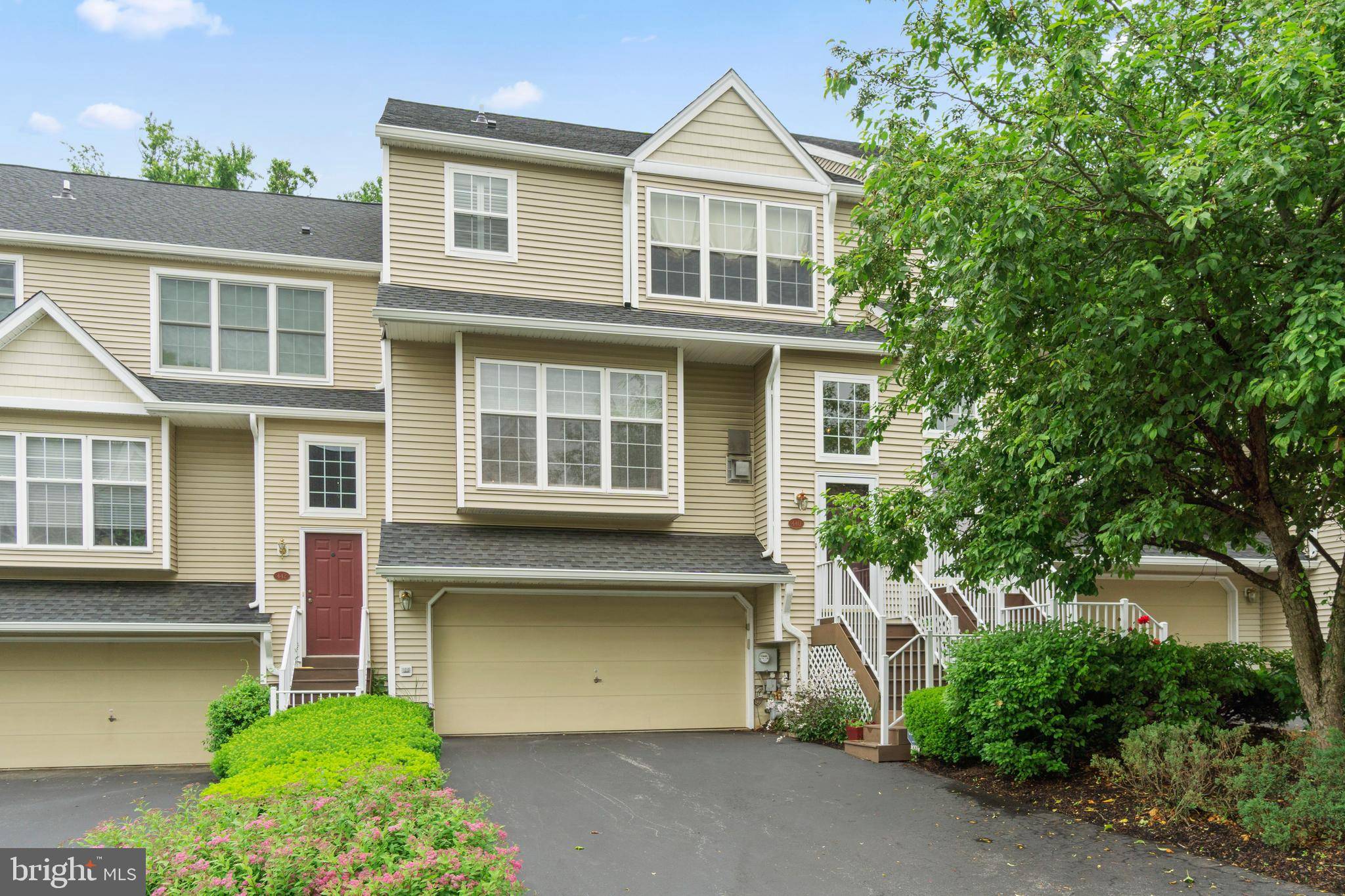 West Chester, PA 19382,440 LAKE GEORGE CIR