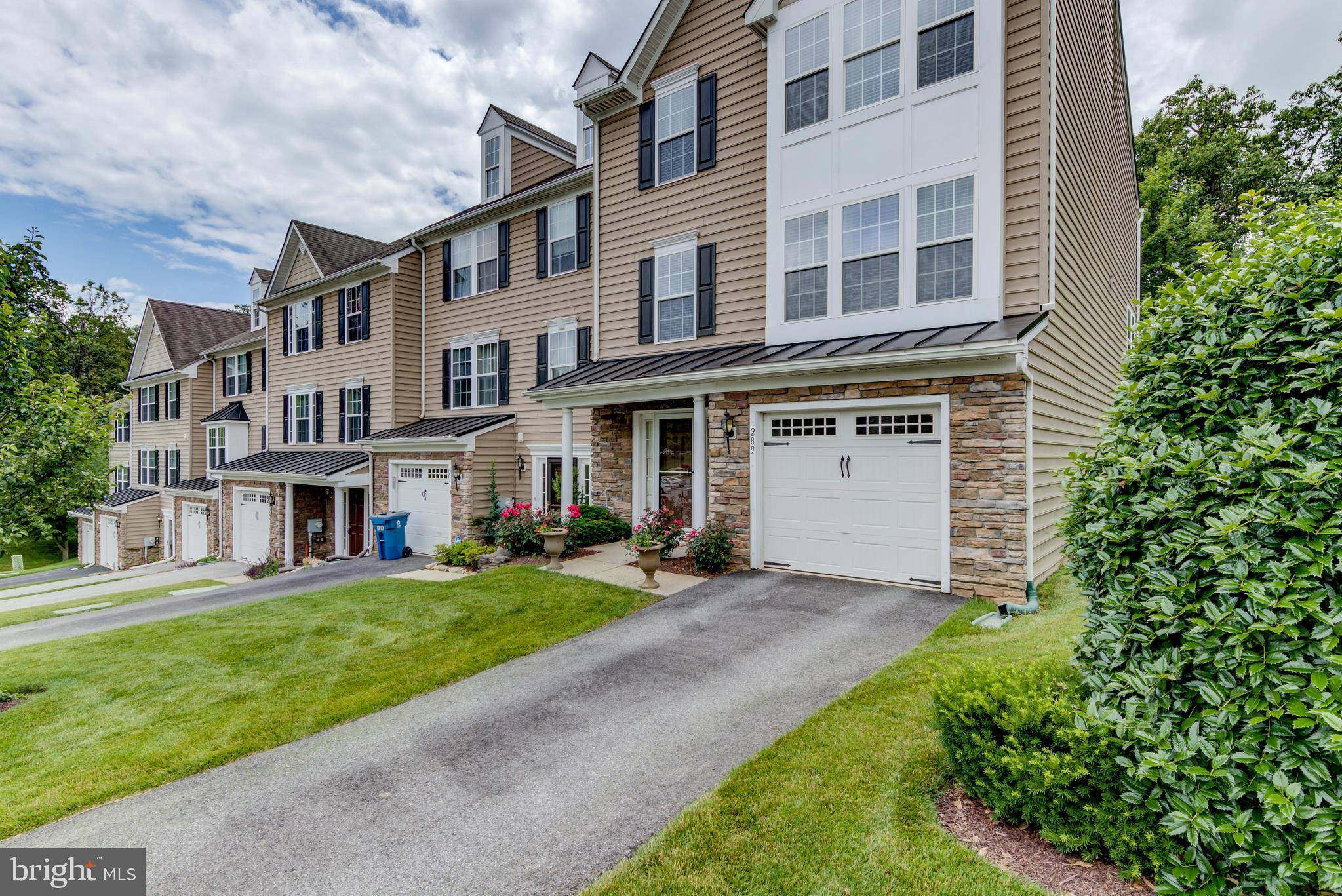 Downingtown, PA 19335,289 TALL TREES CIR