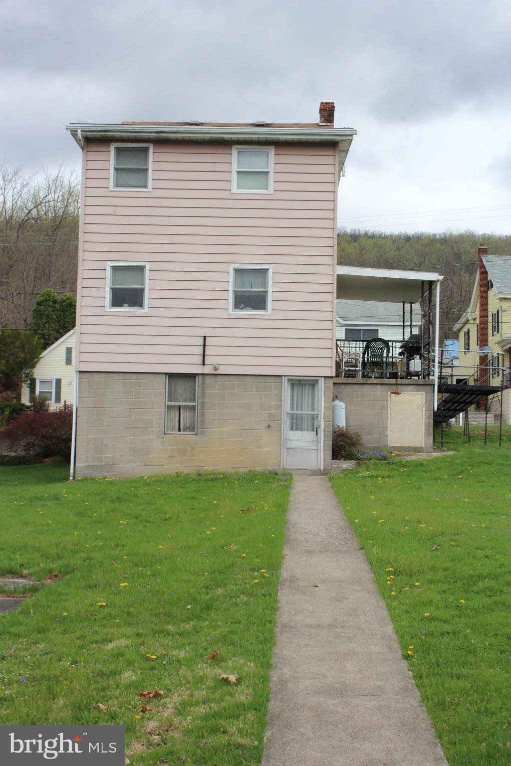 Williamstown, PA 17098,440 W BROAD ST