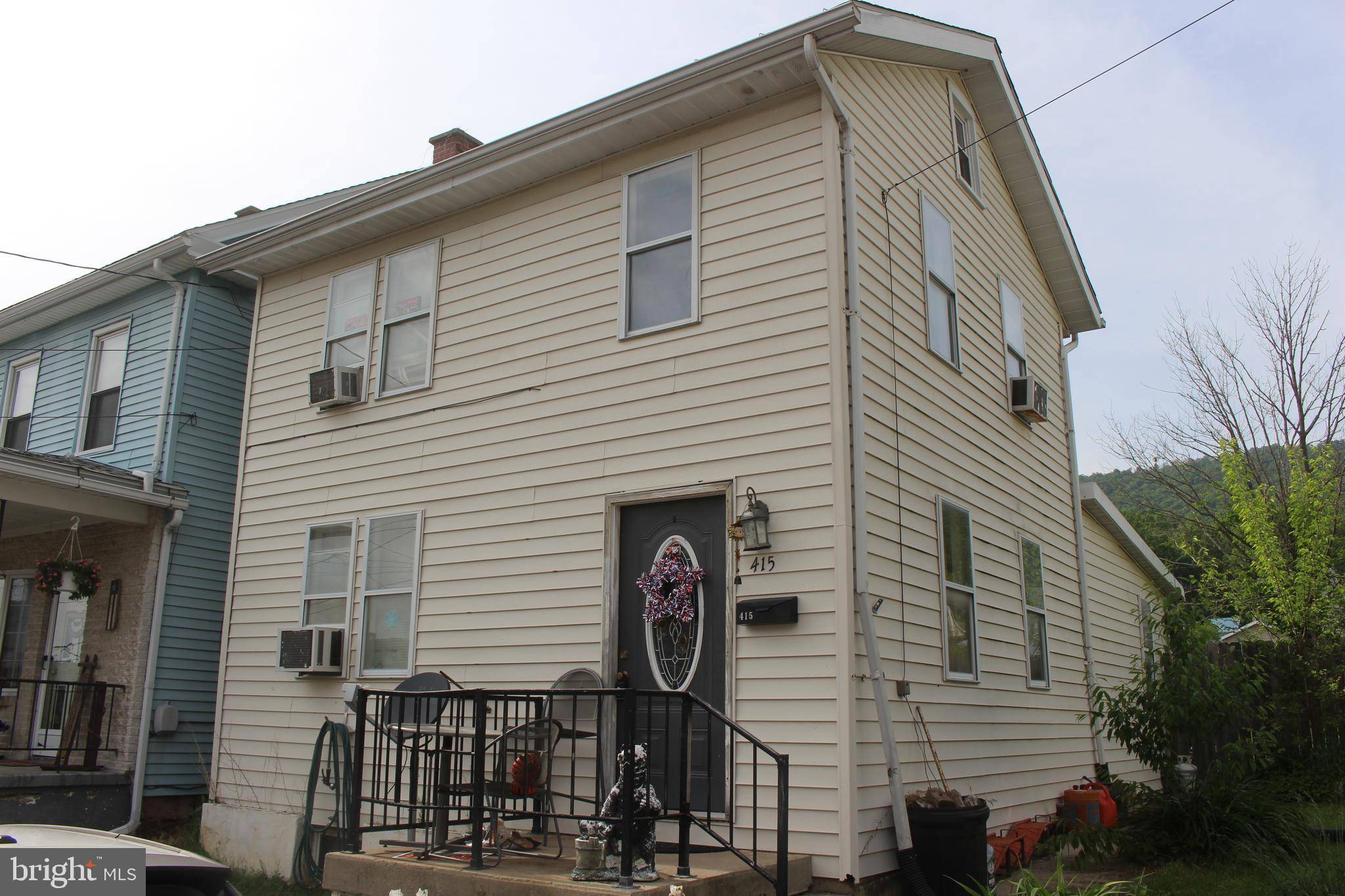 Williamstown, PA 17098,415 ELIZABETH ST