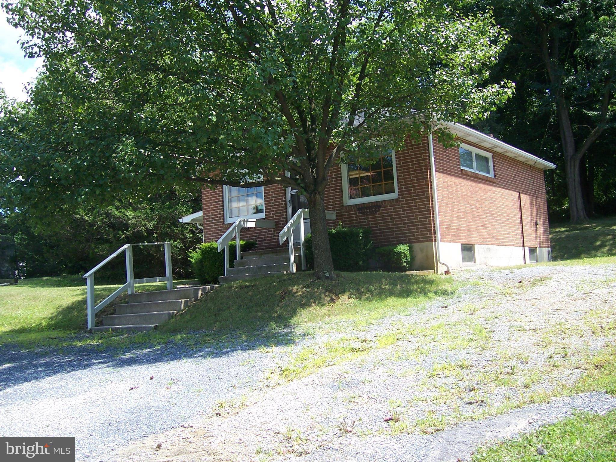 Grantville, PA 17028,9821 JONESTOWN RD