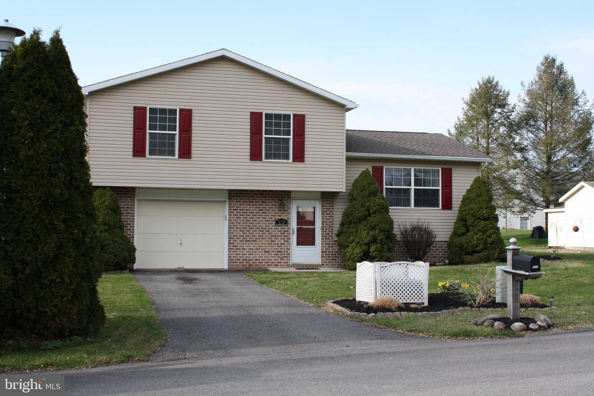 Elizabethville, PA 17023,122 STEVES LN