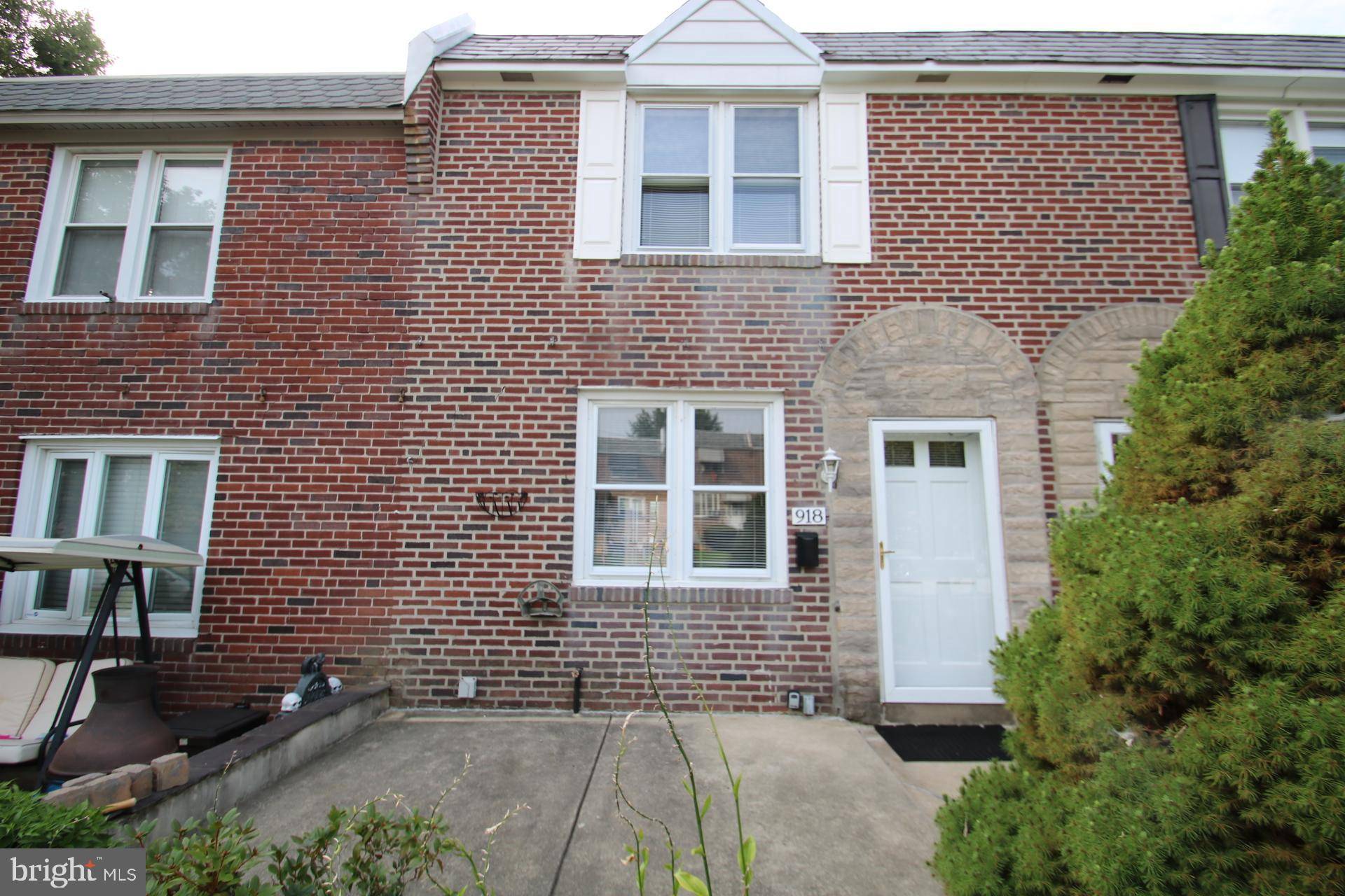 Drexel Hill, PA 19026,918 BRENTON RD