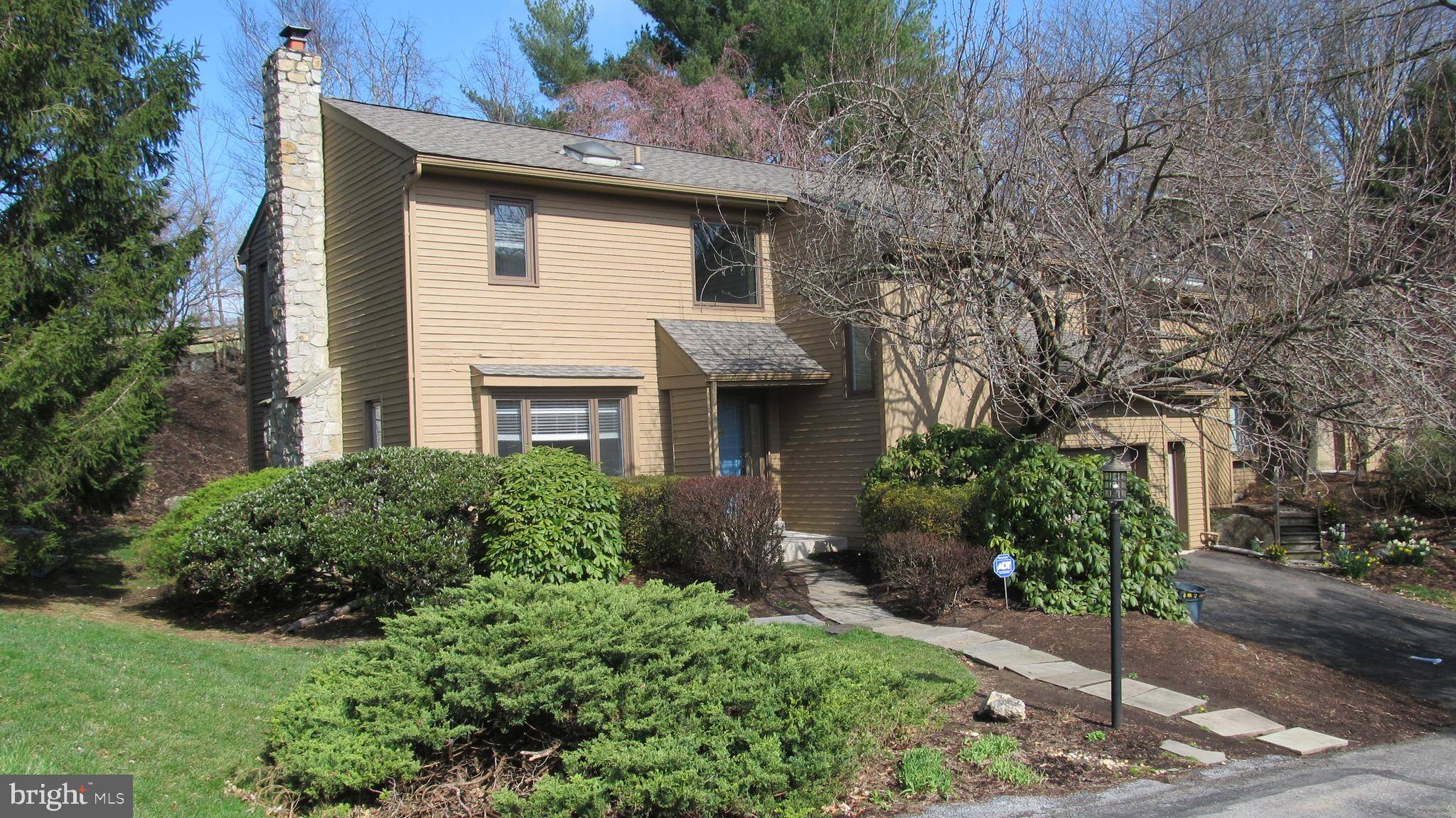 Newtown Square, PA 19073,49 SAWGRASS LN