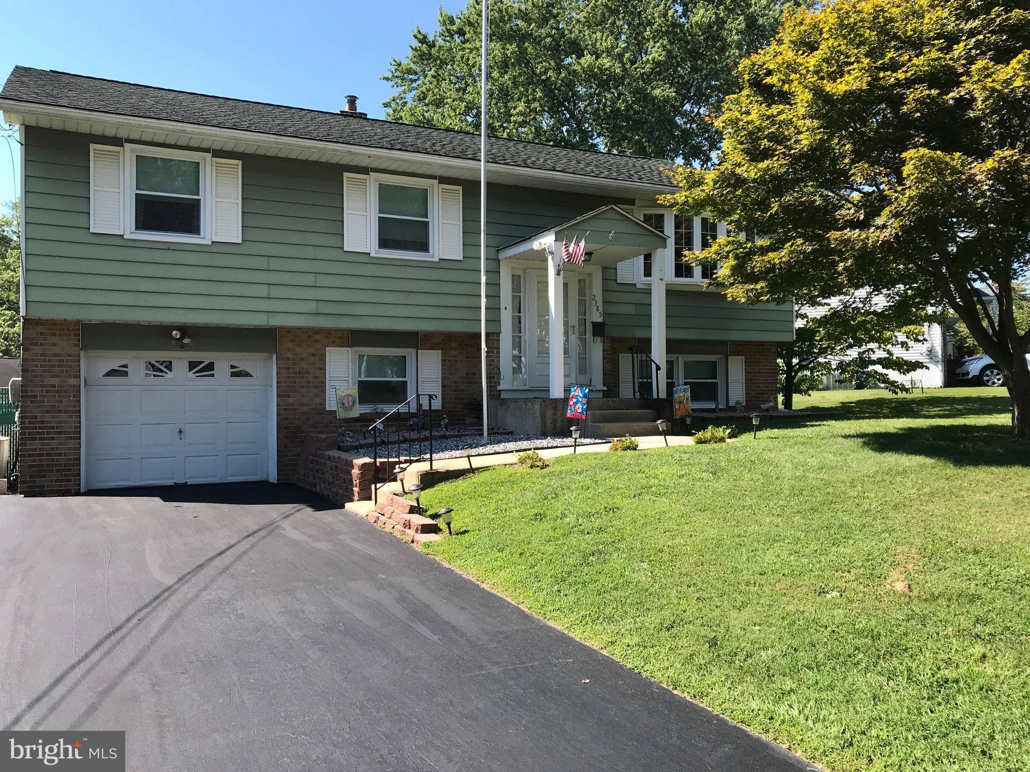 Aston, PA 19014,2385 CLEARVIEW LN