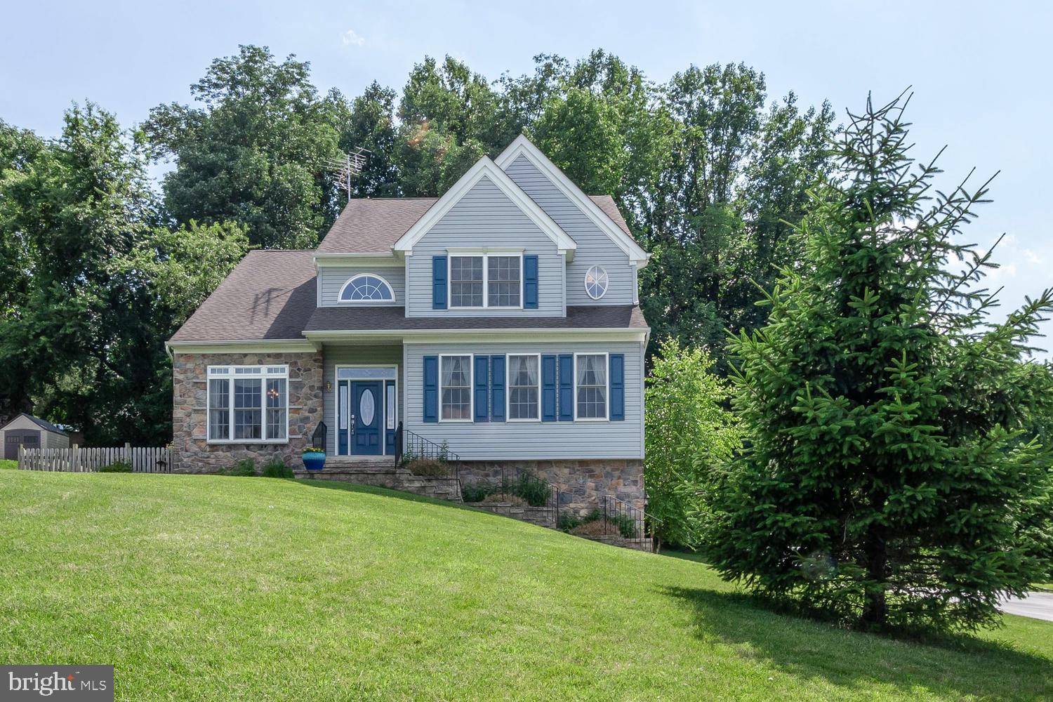 Aston, PA 19014,5 MILLRIDGE DR