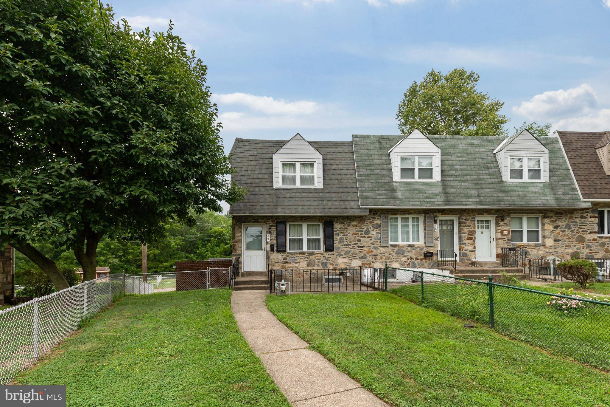 Folcroft, PA 19032,807 WINDSOR CIR