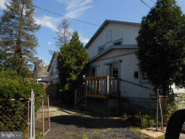 Wayne, PA 19087,223 HIGHLAND AVE