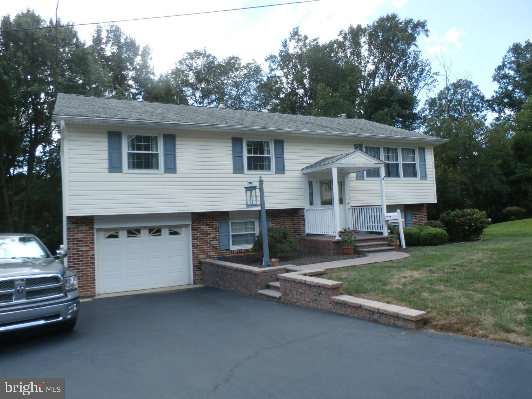 Aston, PA 19014,2935 SUMMIT CIR