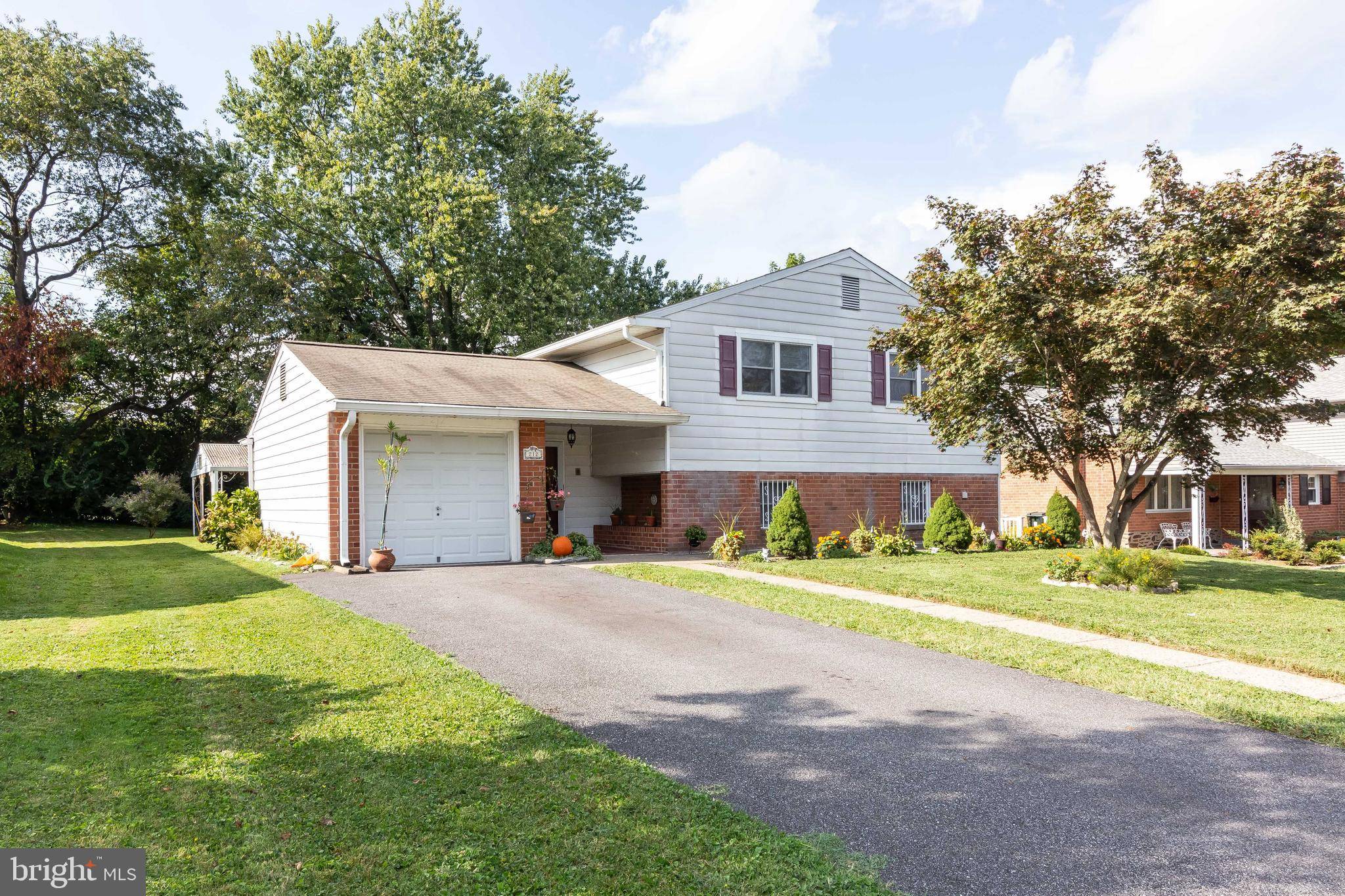 Springfield, PA 19064,212 FOULKE LN