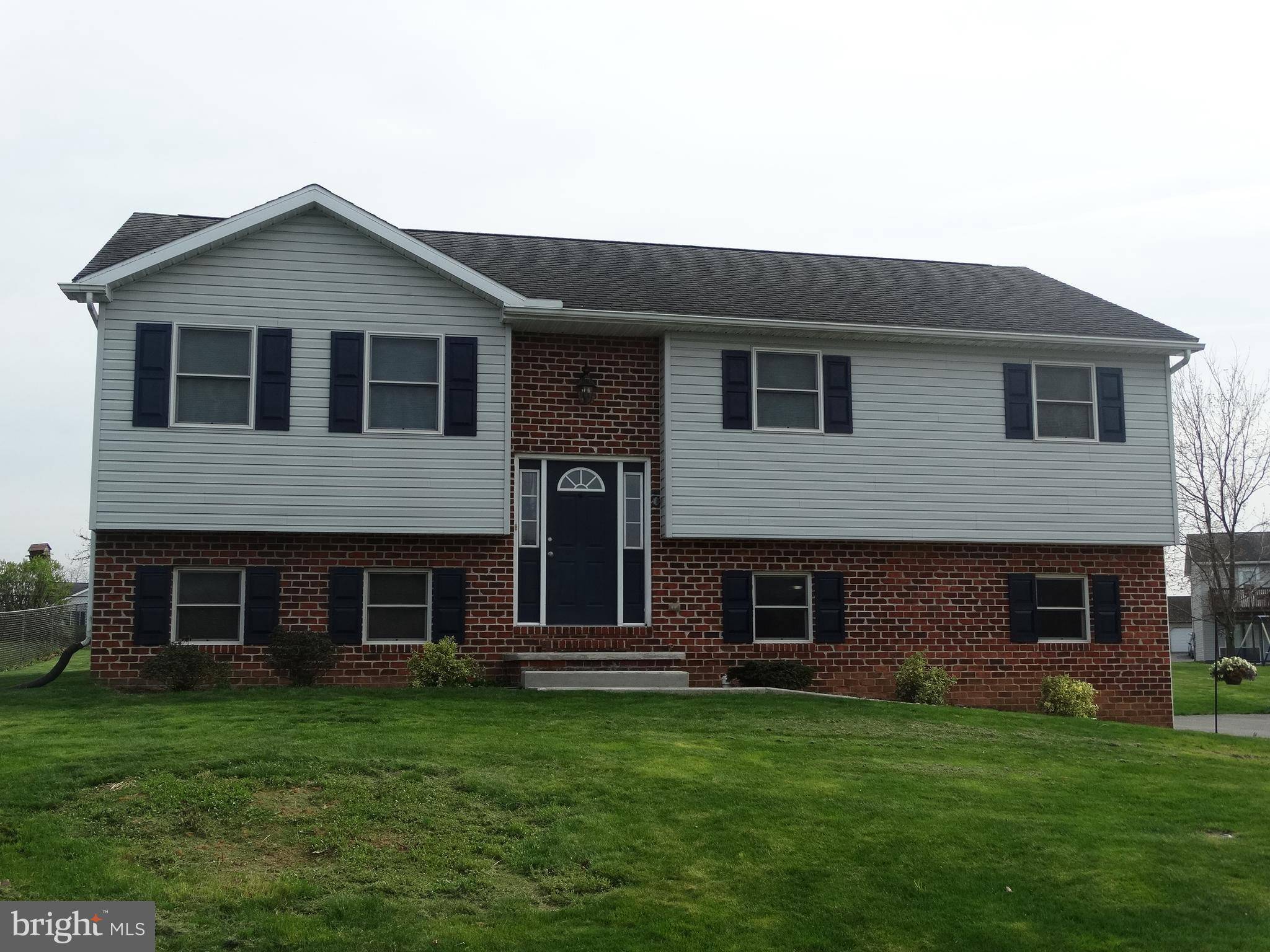 Shippensburg, PA 17257,10474 MAPLETON RD