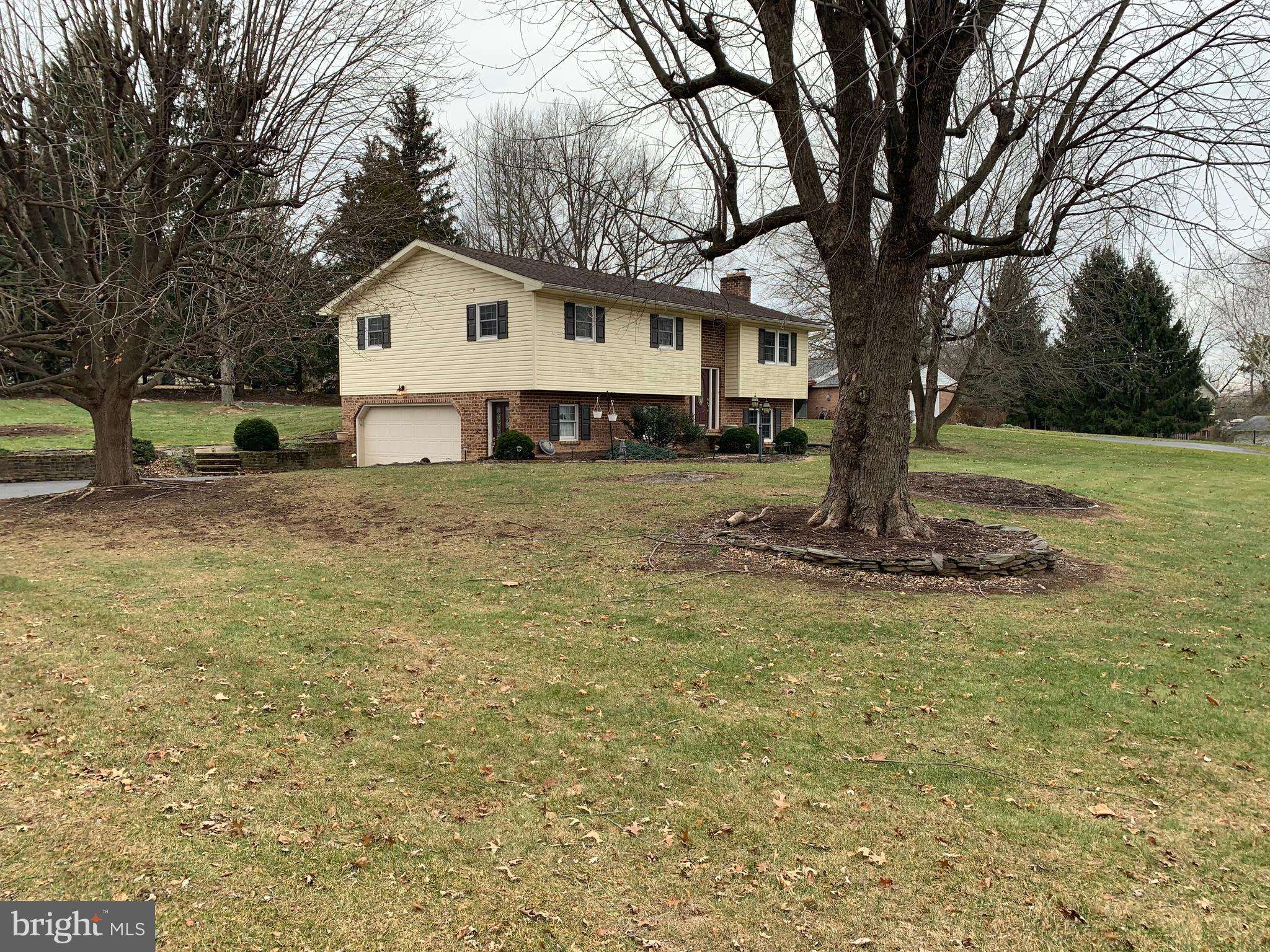 Greencastle, PA 17225,14370 GREENVIEW DR