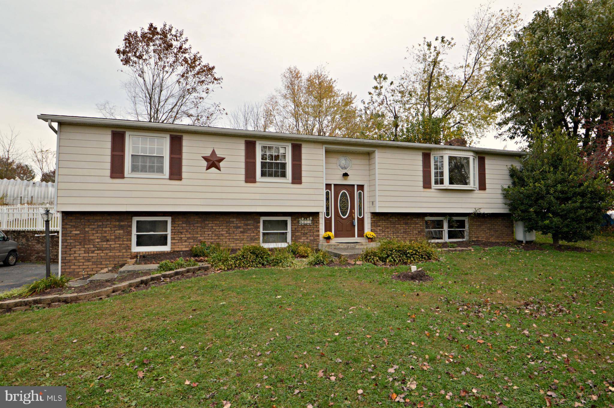 Lititz, PA 17543,413 SOUTHVIEW DR