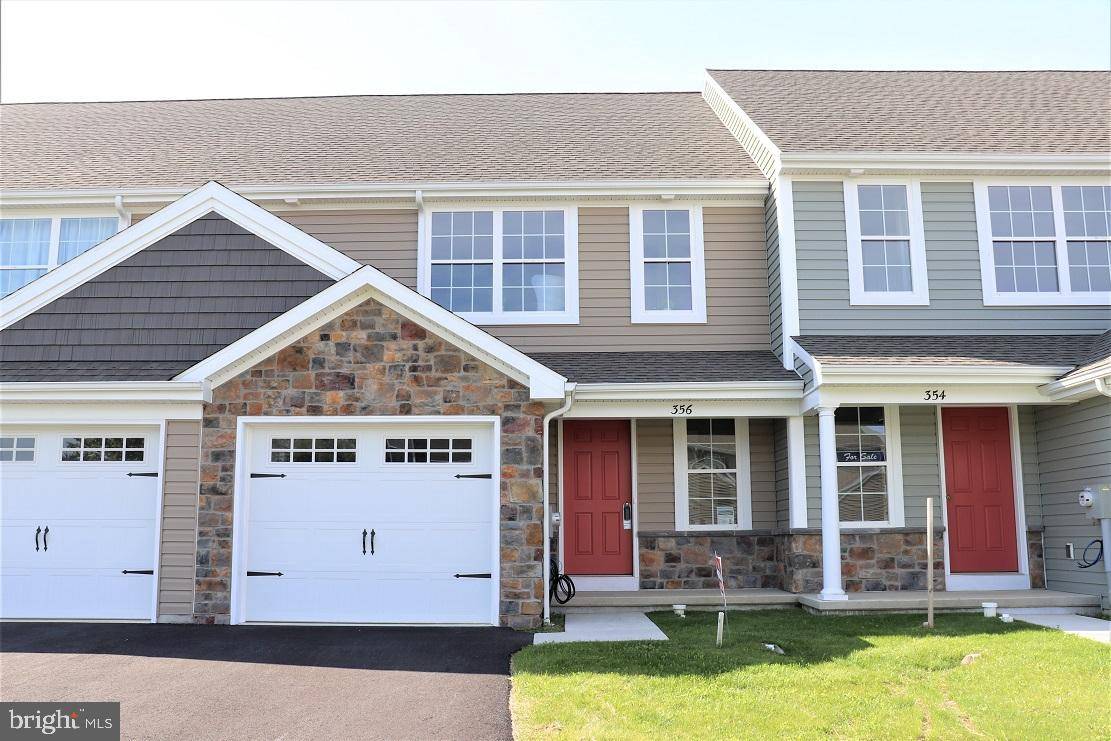 Manheim, PA 17545,356 CEDAR HOLLOW #79