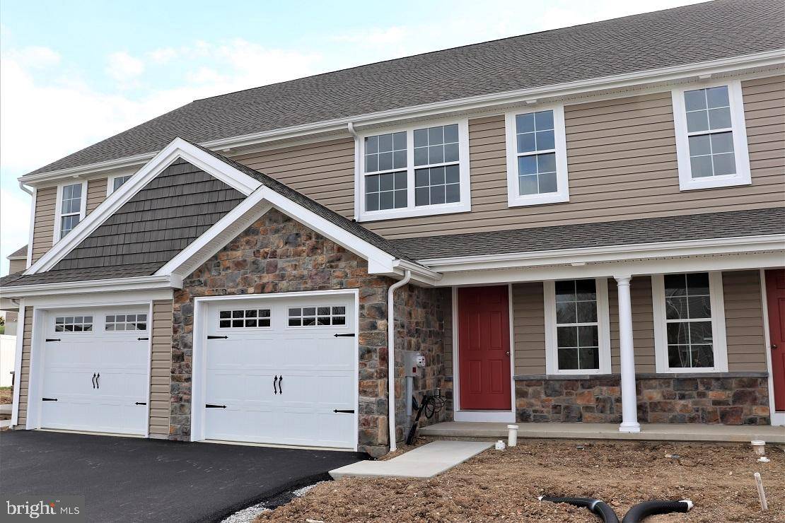 Manheim, PA 17545,320 CEDAR HOLLOW #88