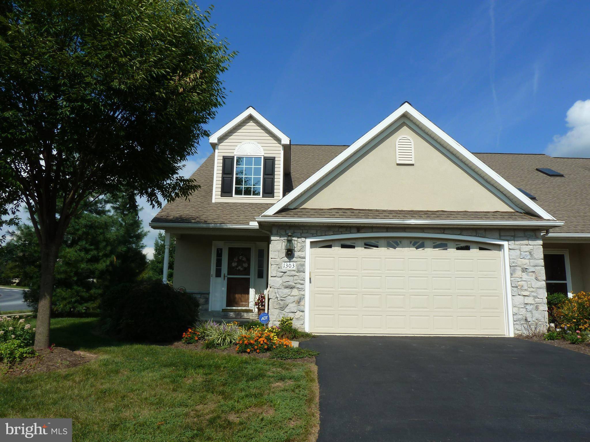 Mount Joy, PA 17552,1303 FIELDSTONE DR