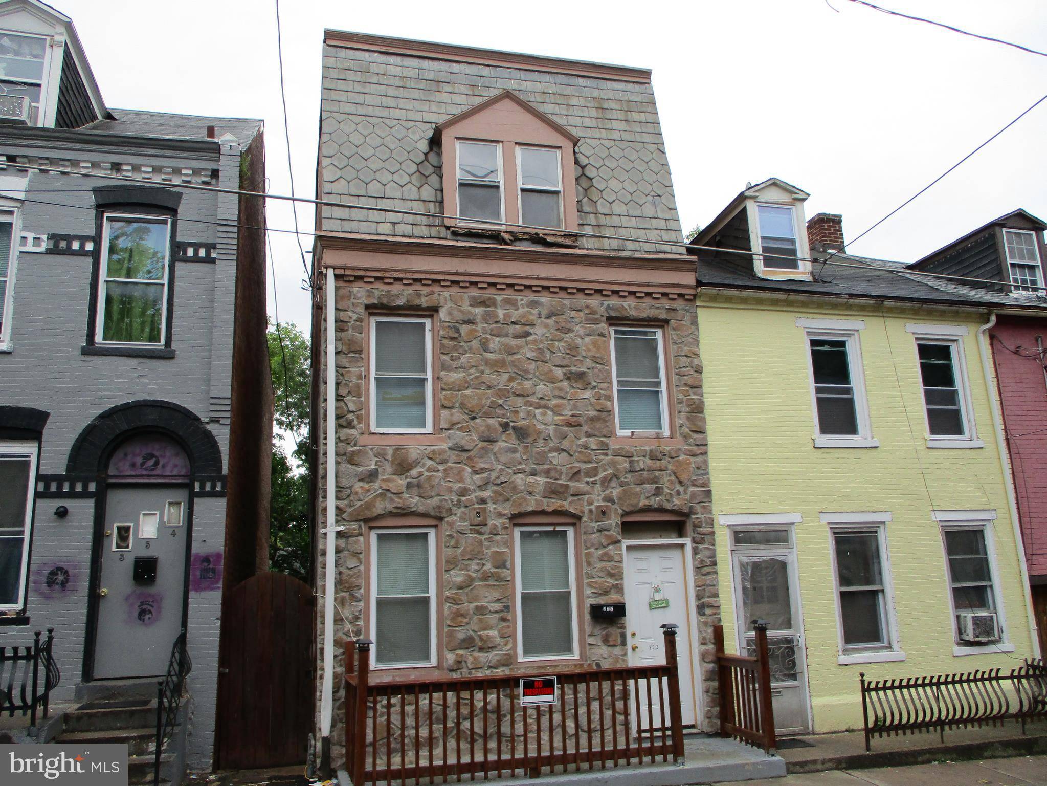 Lancaster, PA 17603,352 BEAVER ST