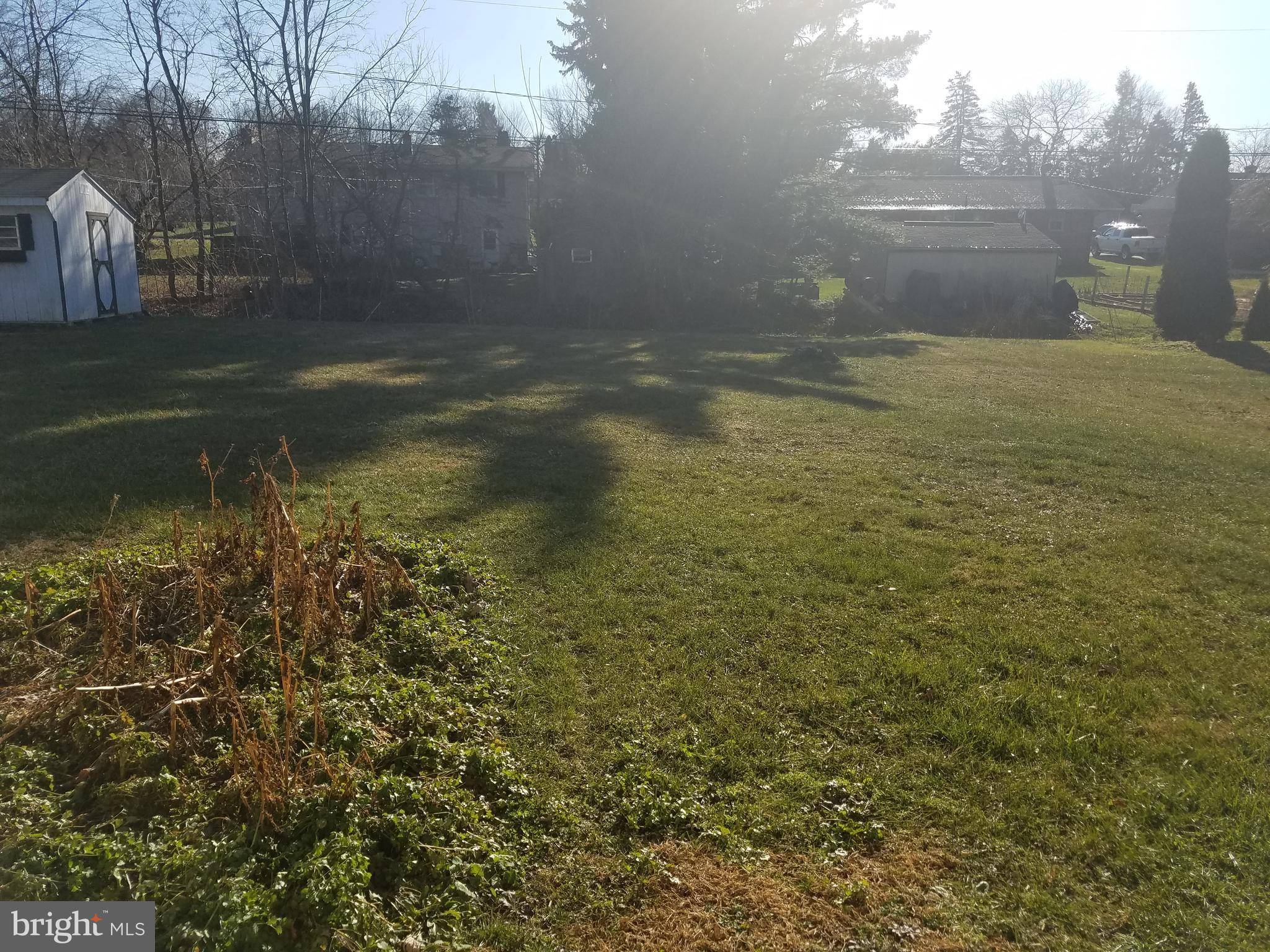 Leola, PA 17540,301 SUN VALLEY DR