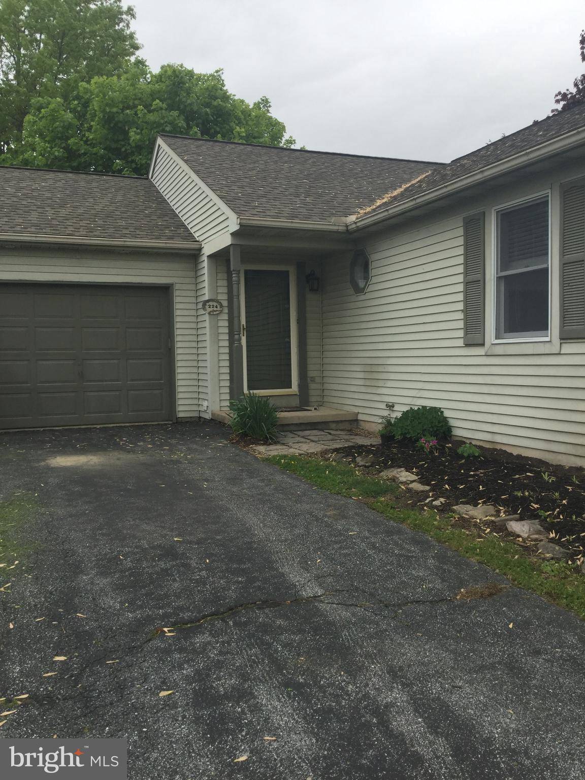 New Holland, PA 17557,224 ELM CIR